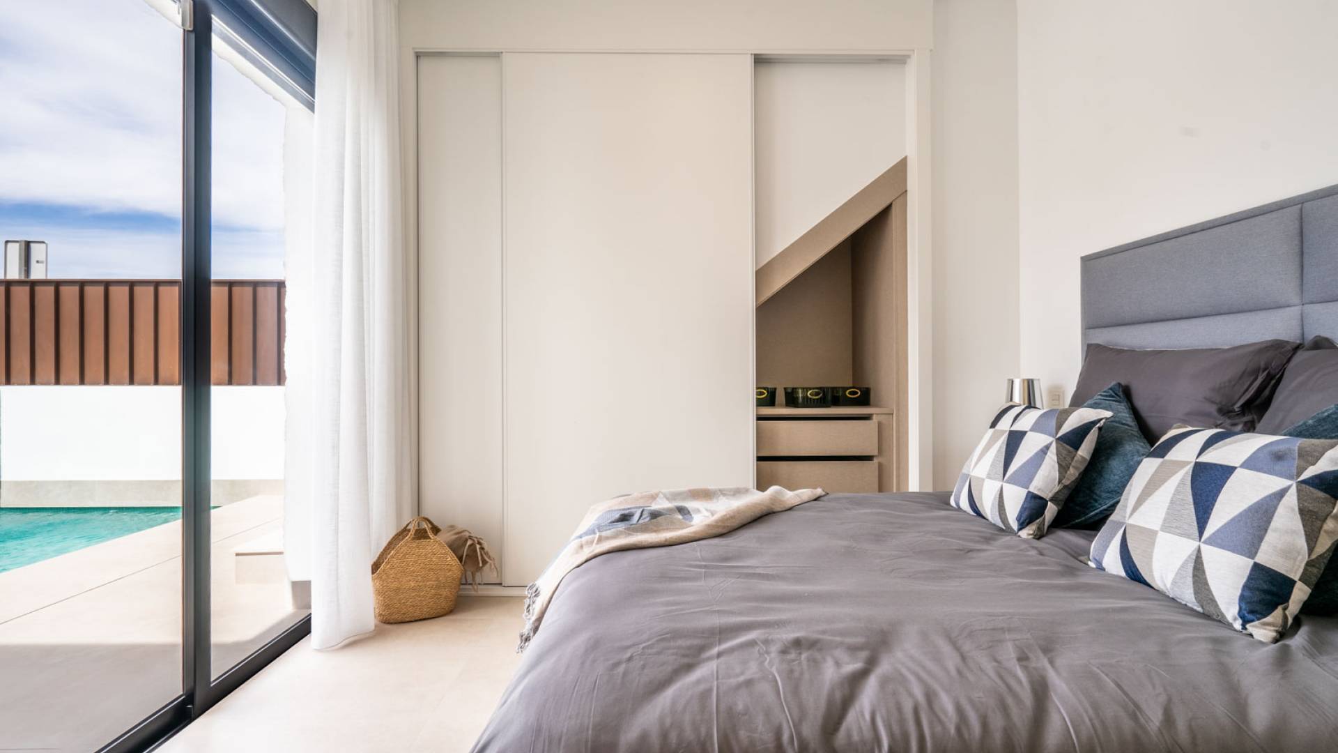 Neubau - Unabhängige Villa - 