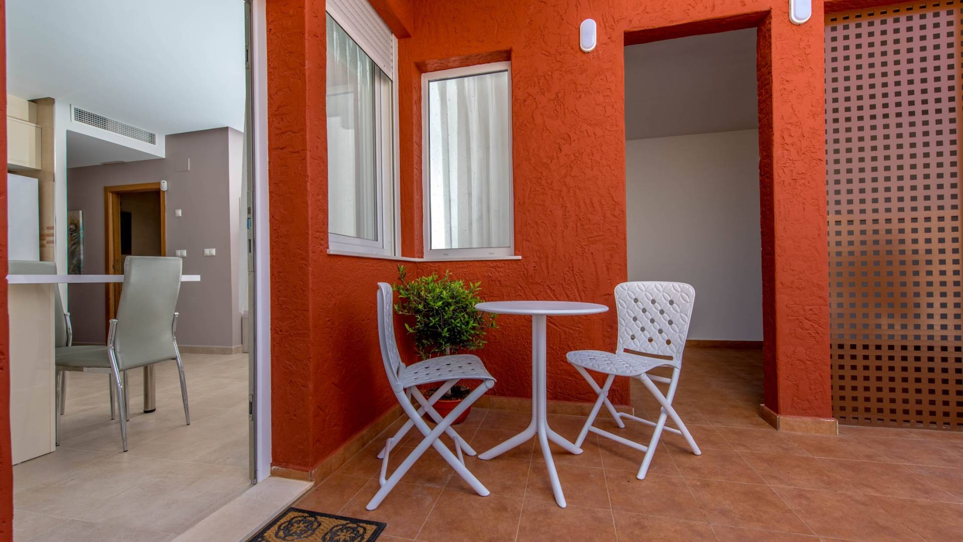 Neubau - Unabhängige Villa - 