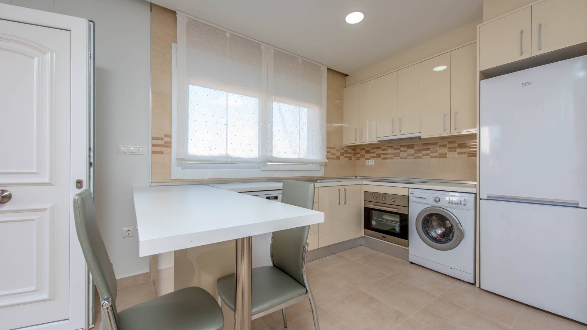 Neubau - Unabhängige Villa - 