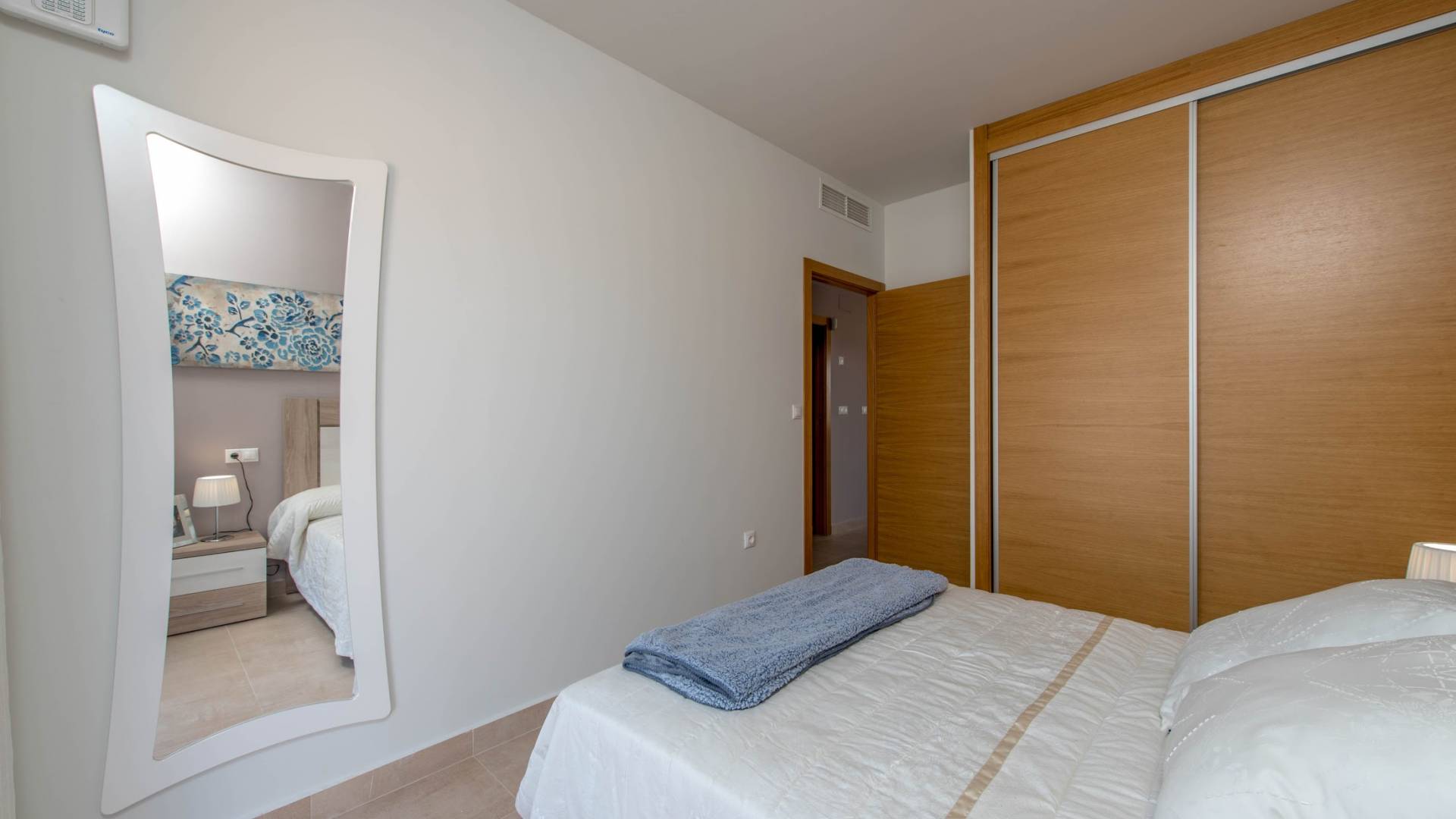 Neubau - Unabhängige Villa - 