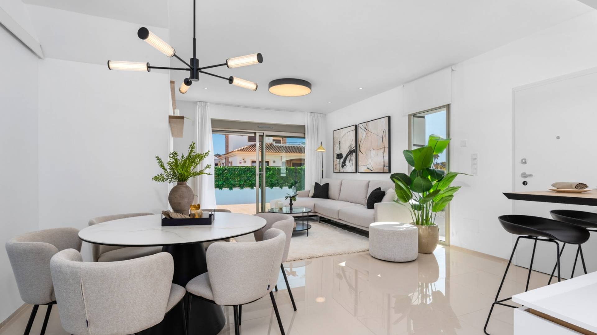 Neubau - Unabhängige Villa - 