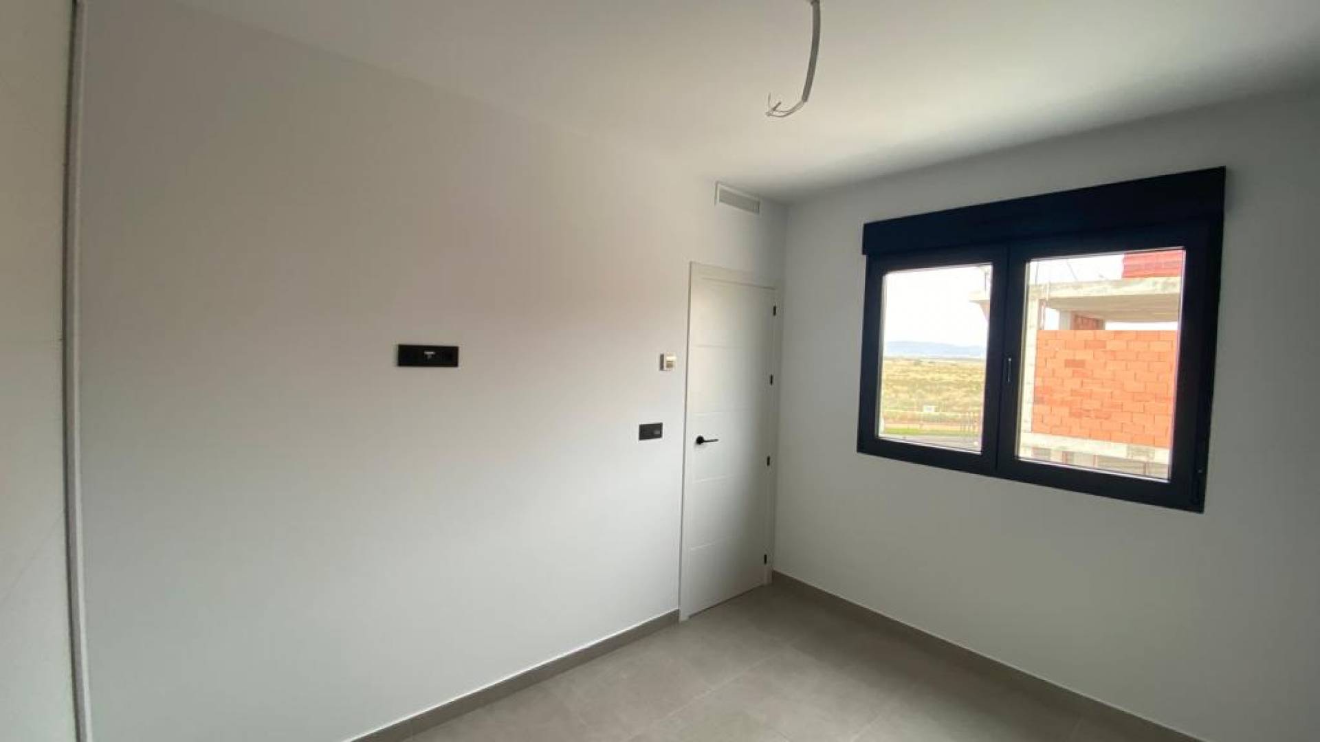 Neubau - Unabhängige Villa - 