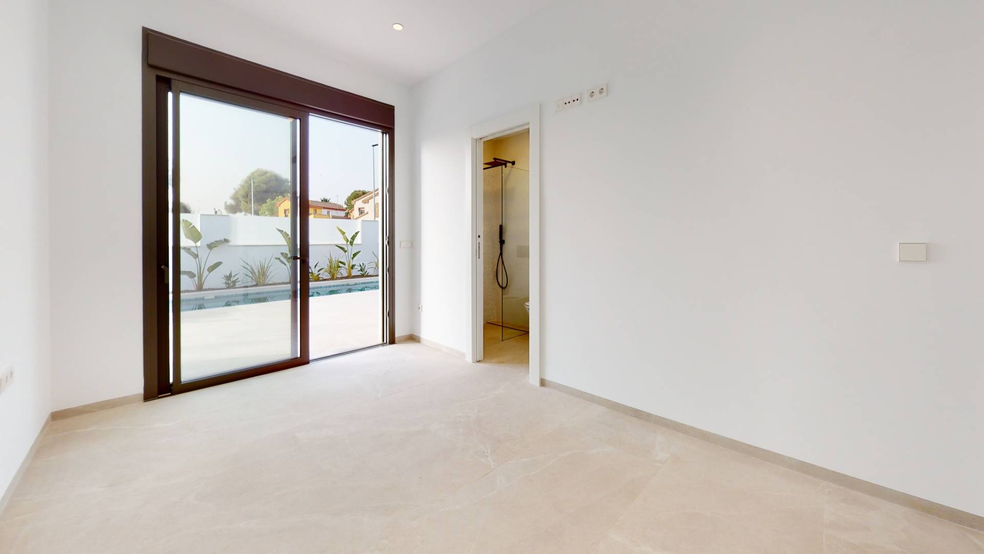 Neubau - Unabhängige Villa - 