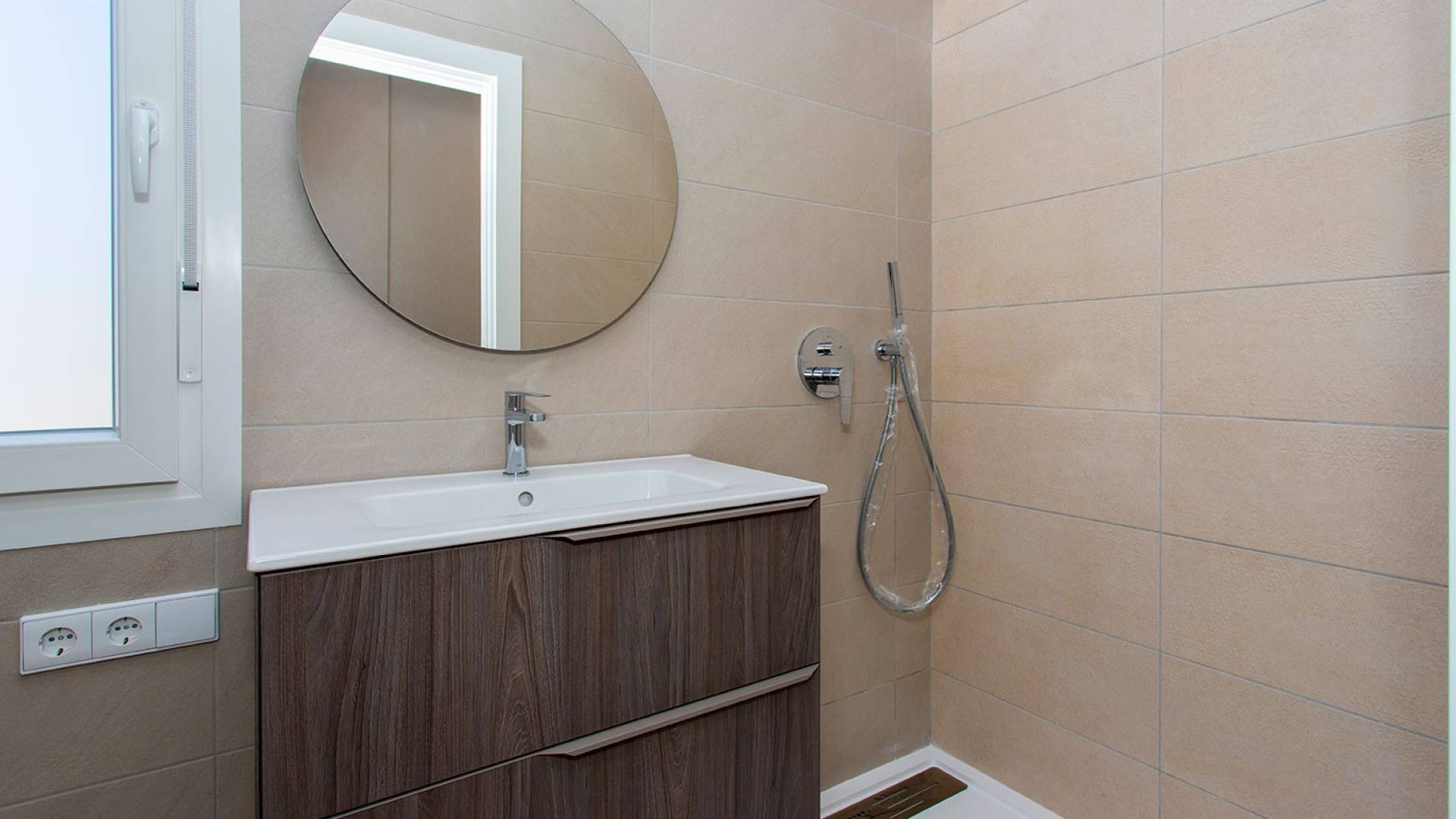 New Build - Independent villa - Hondón de las Nieves