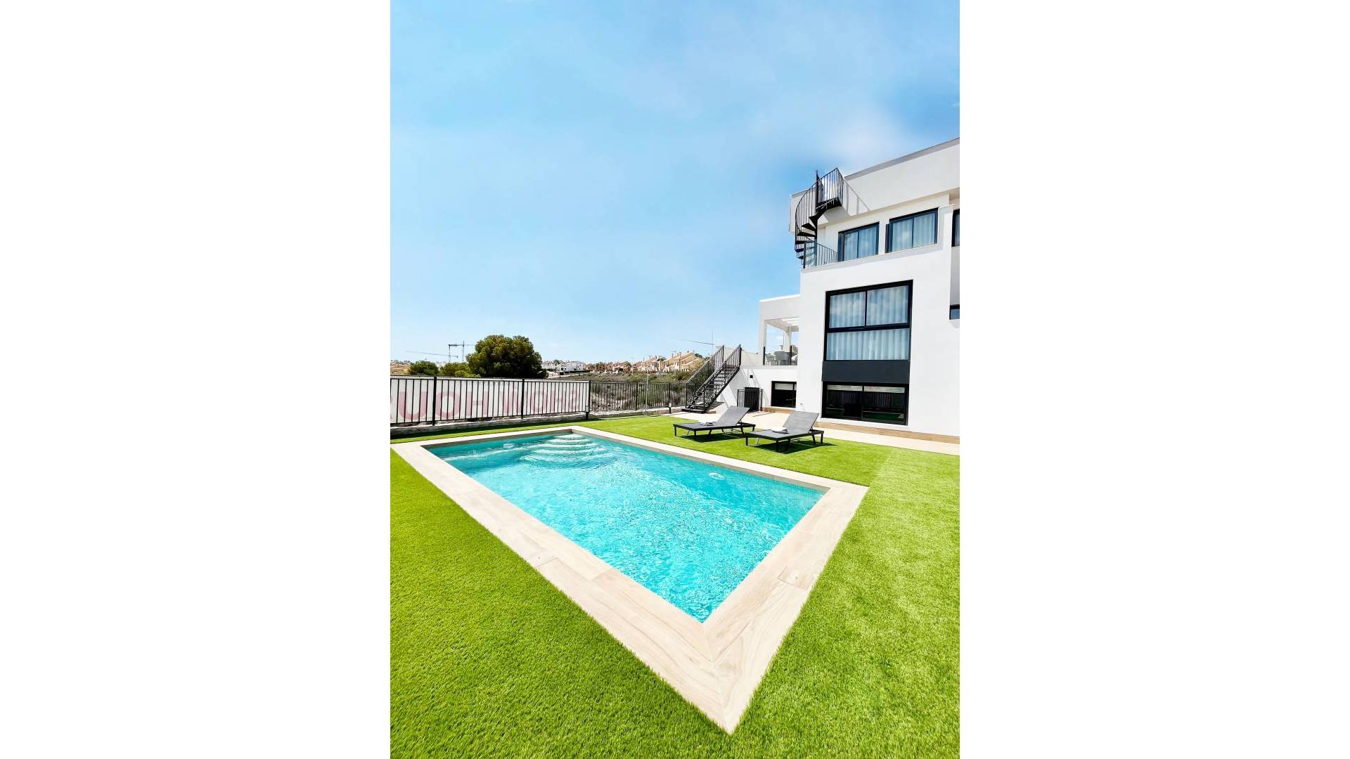 New Build - Independent villa - La Finca Golf