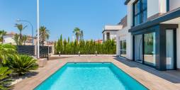 New Build - Independent villa - La Manga del Mar Menor
