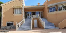 New Build - Independent villa - La Manga del Mar Menor