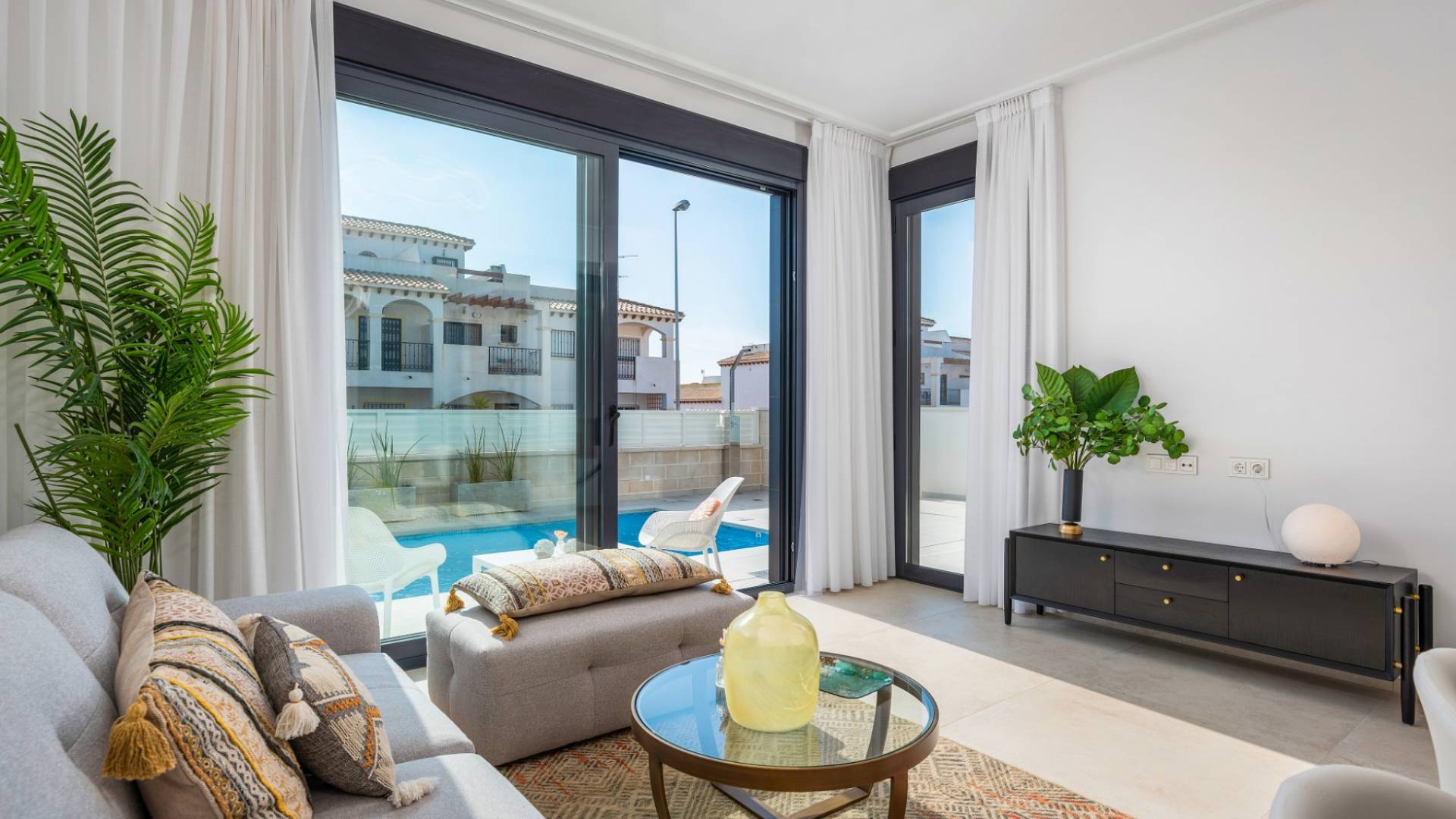 New Build - Independent villa - Orihuela Costa - Punta Prima