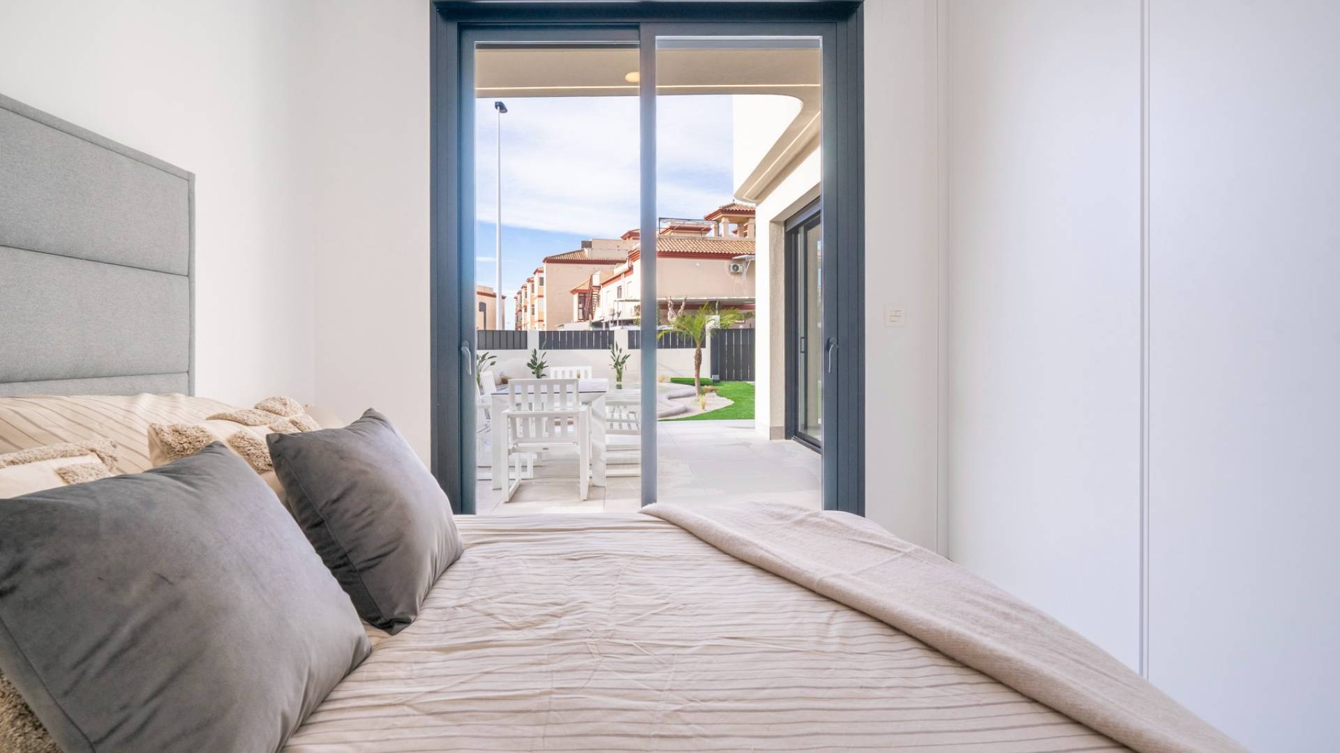 New Build - Independent villa - Roldan