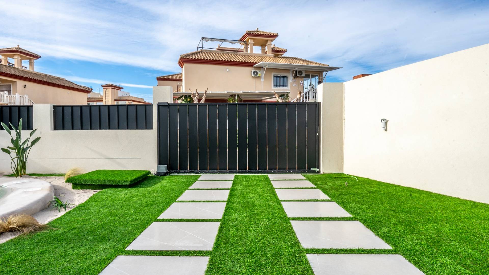 New Build - Independent villa - Roldan