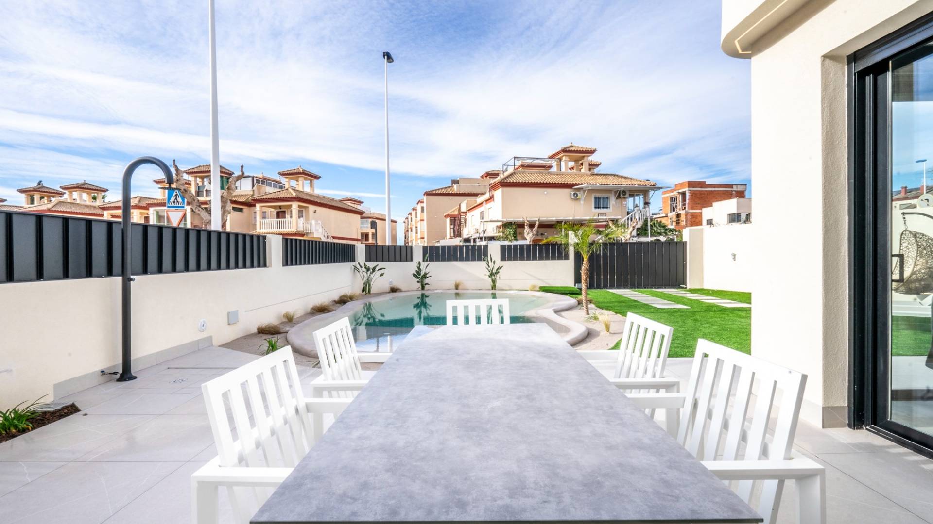 New Build - Independent villa - Roldan