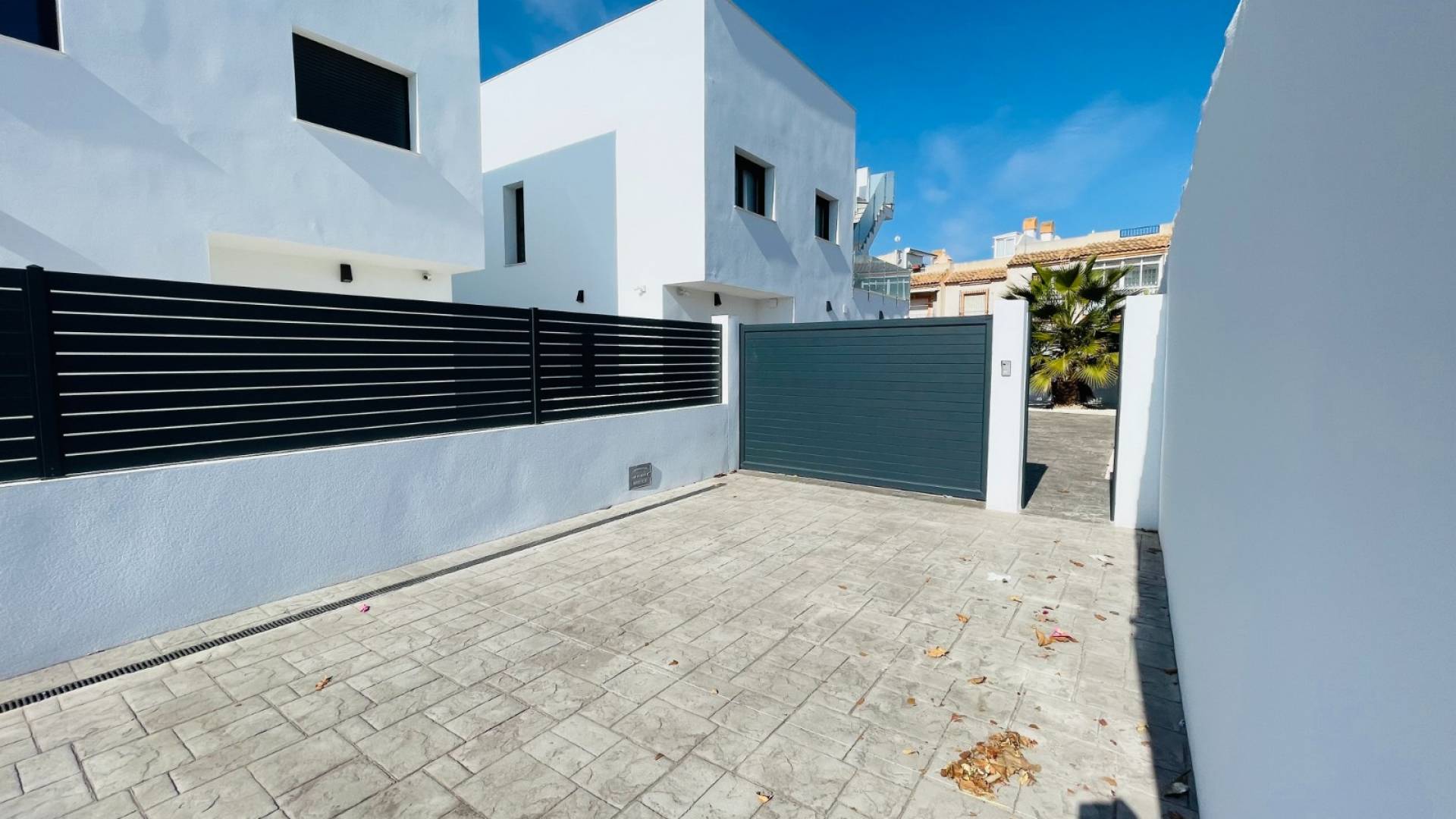 New Build - Independent villa - Torrevieja