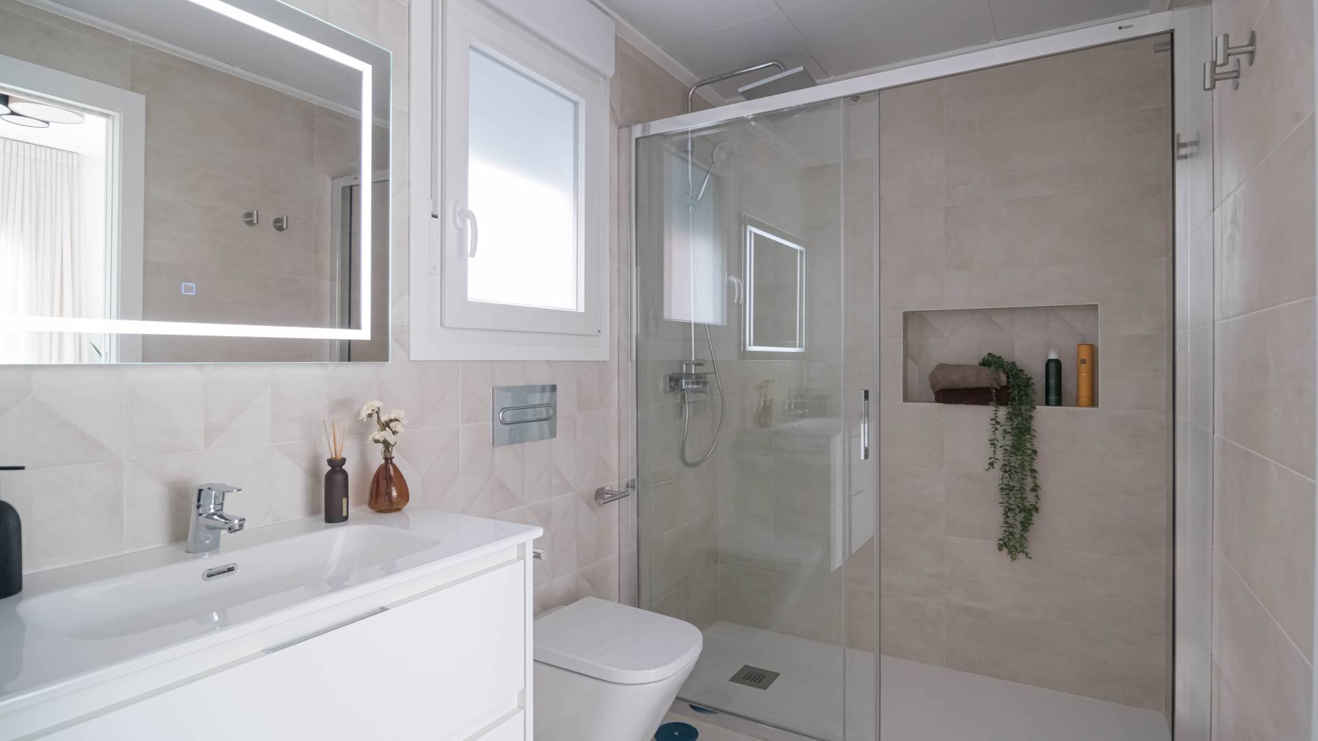 New Build - Villa / Semi detached - Jerónimo y Avileses