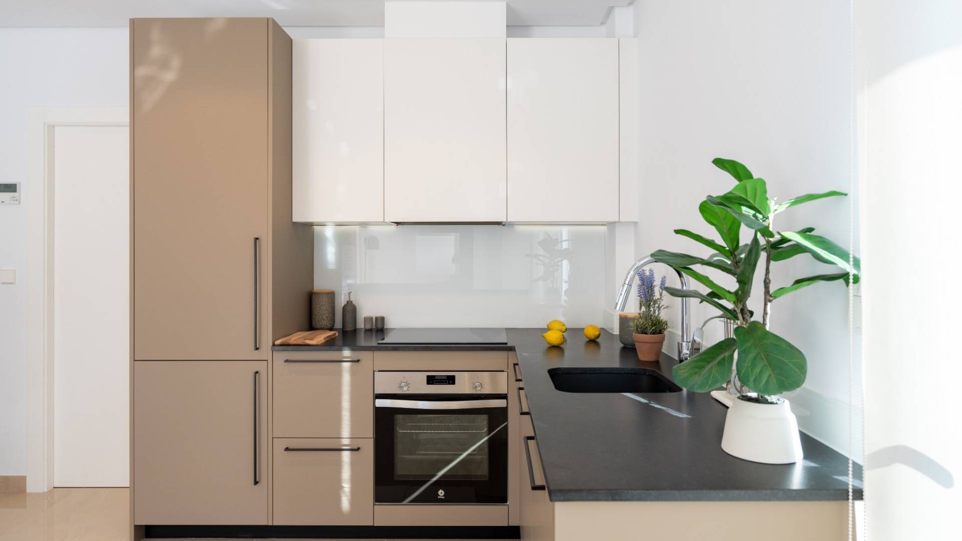 Nieuw gebouw - Adosado - Elche