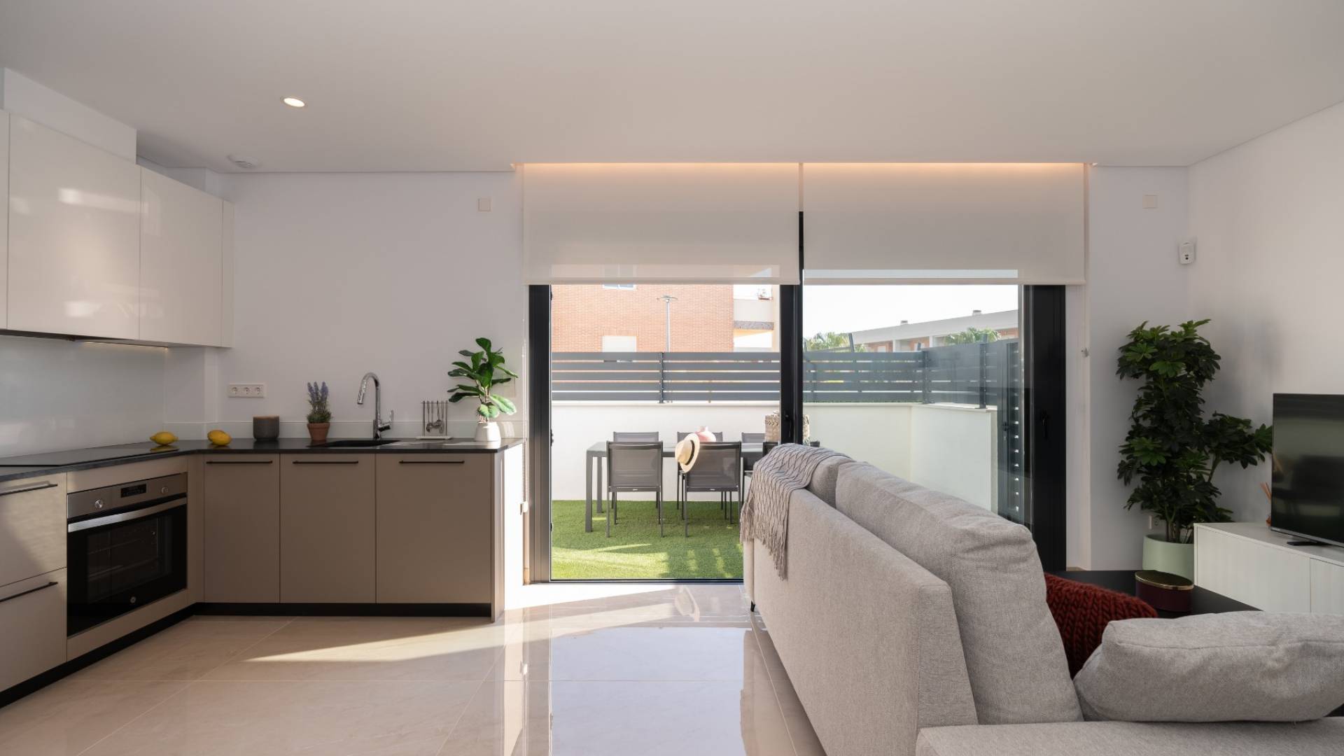 Nieuw gebouw - Adosado - Elche