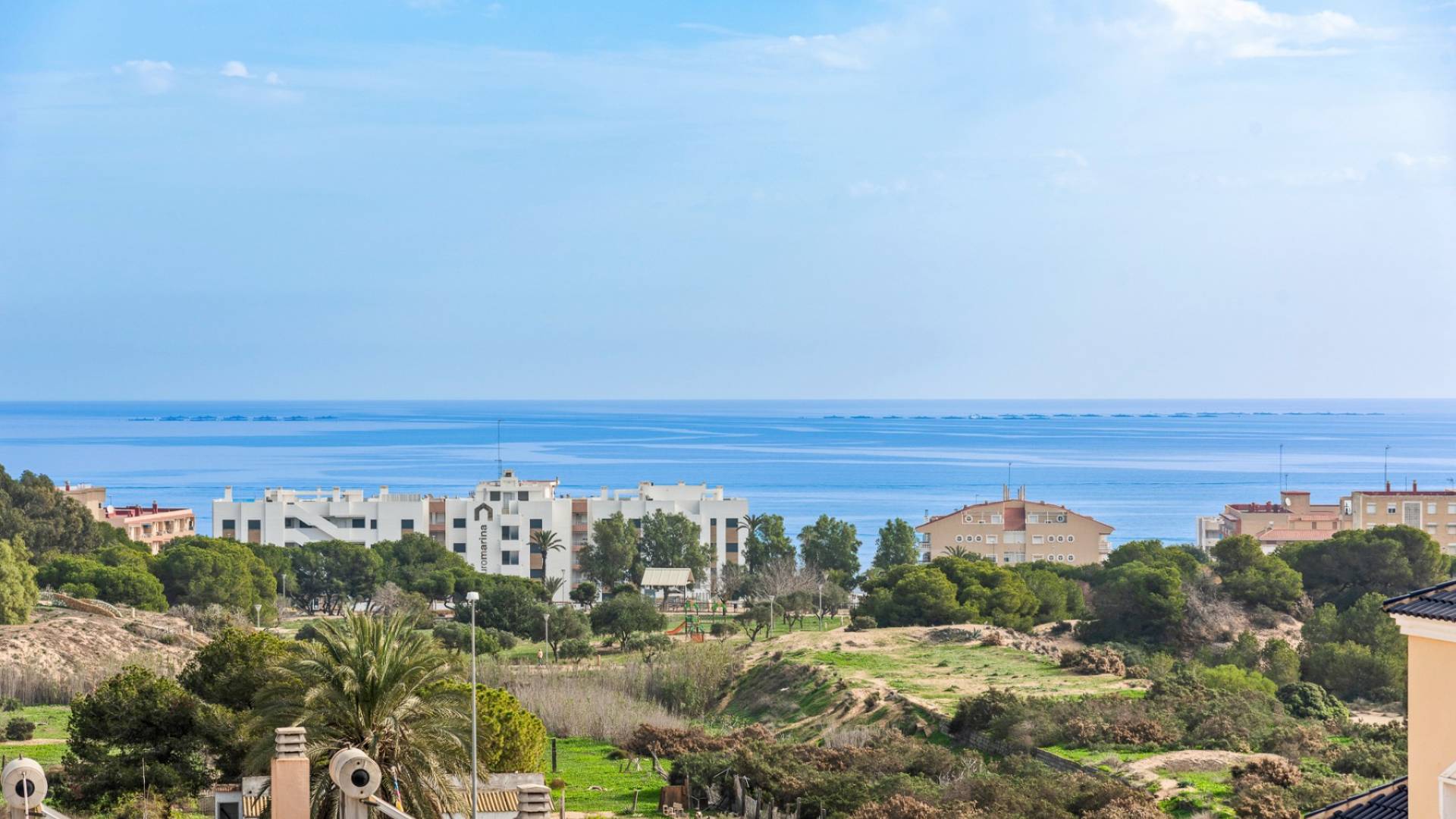 Nieuw gebouw - Adosado - Guardamar del Segura - Urbanizaciones