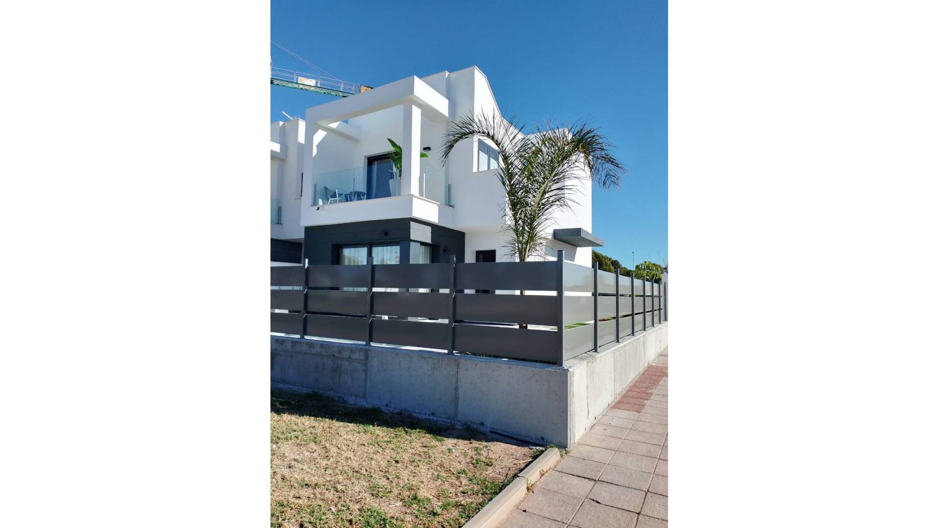 Nieuw gebouw - Halfvrijstaande villa - Santiago de la Ribera - 