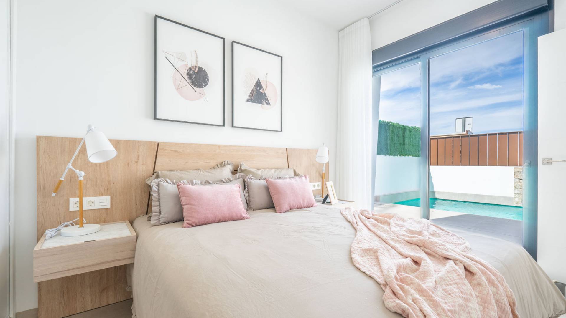 Nieuw gebouw - Losgemaakt - 