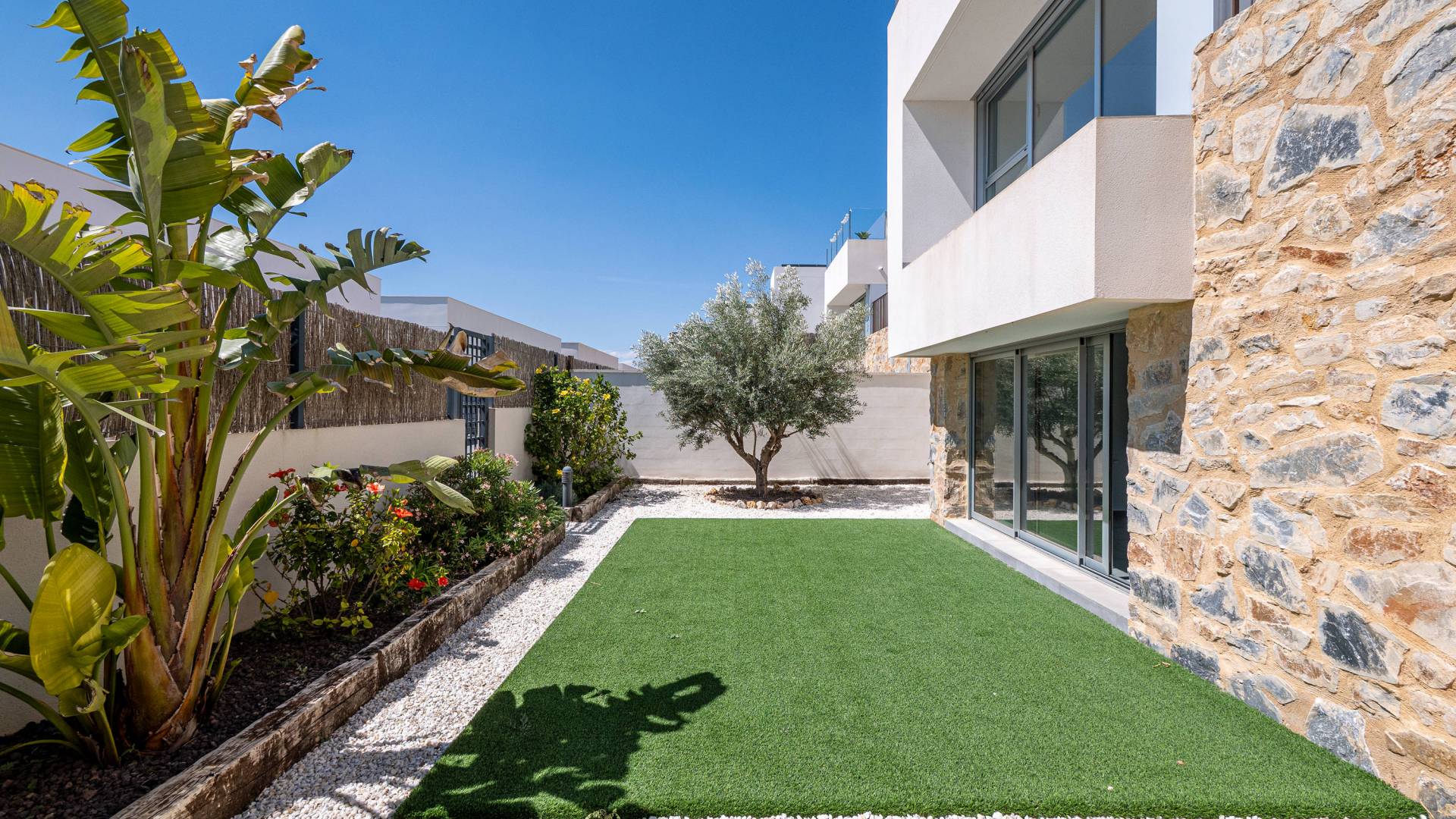 Nieuw gebouw - Onafhankelijke villa - Algorfa