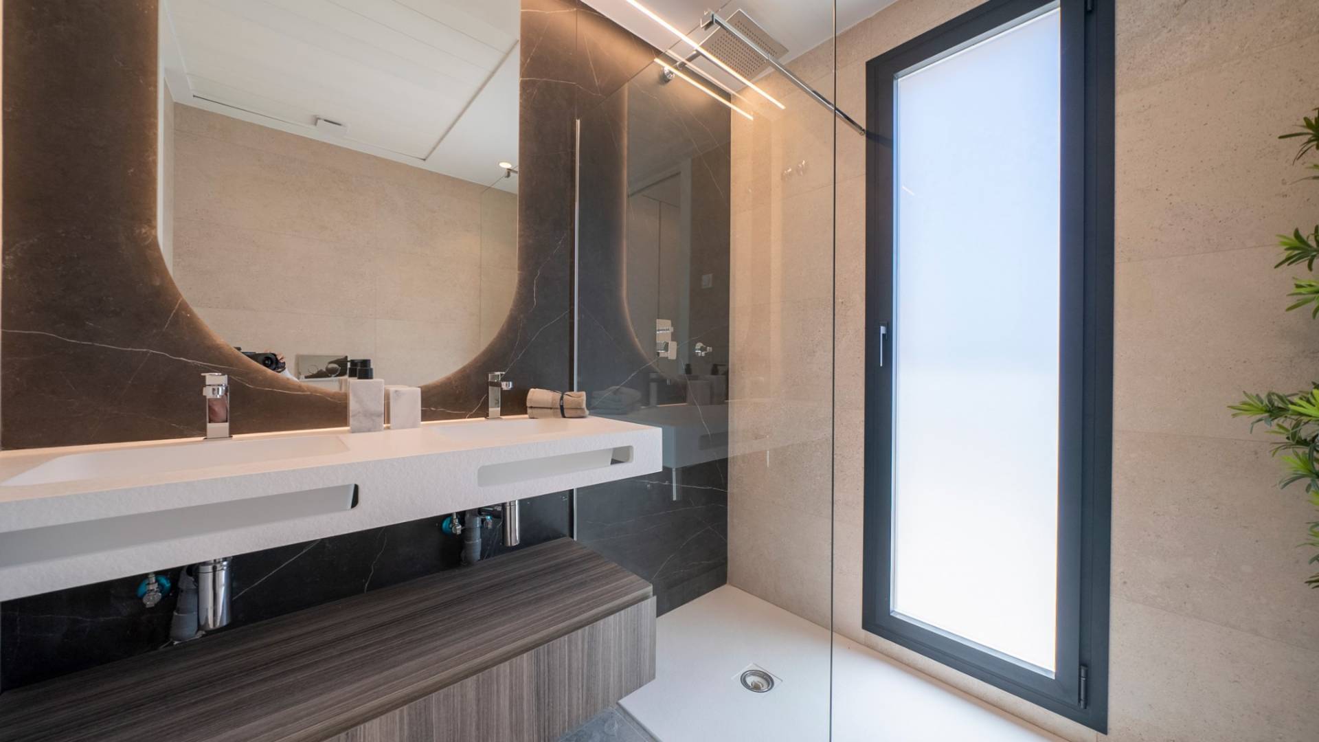 Nieuw gebouw - Onafhankelijke villa - Finestrat - 