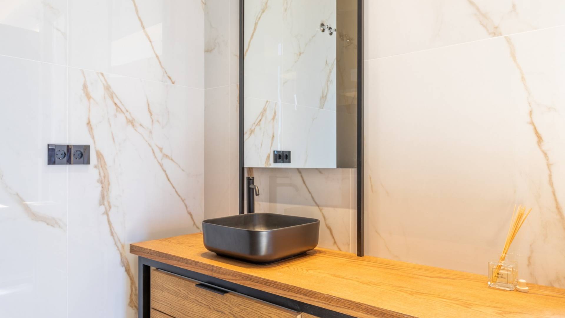 Nieuw gebouw - Onafhankelijke villa - La Nucía