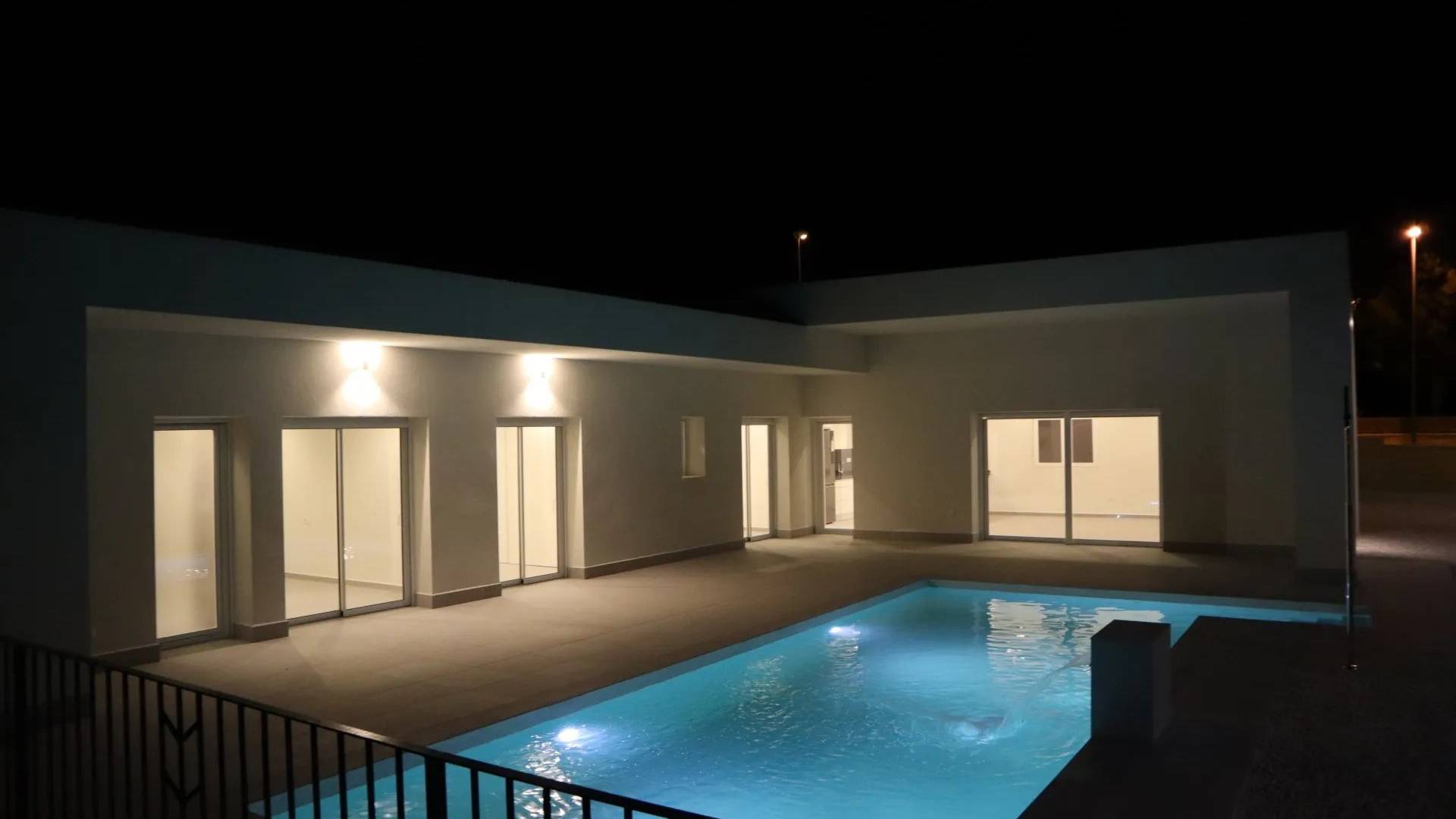 Nieuw gebouw - Onafhankelijke villa - La Romana