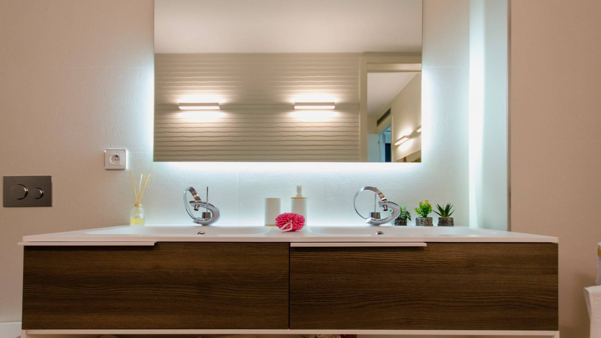 Nieuw gebouw - Onafhankelijke villa - San Miguel de Salinas - 