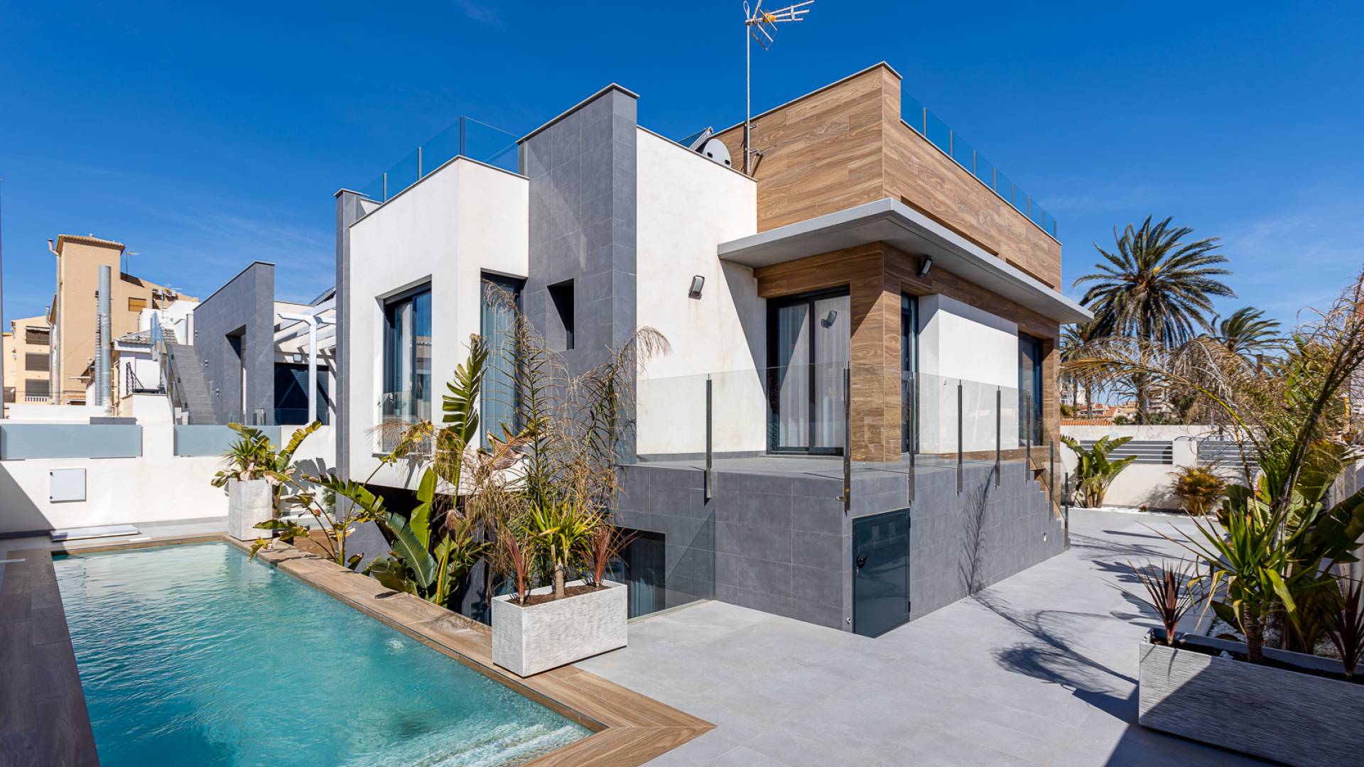 Nieuw gebouw - Onafhankelijke villa - Torrevieja - La Mata