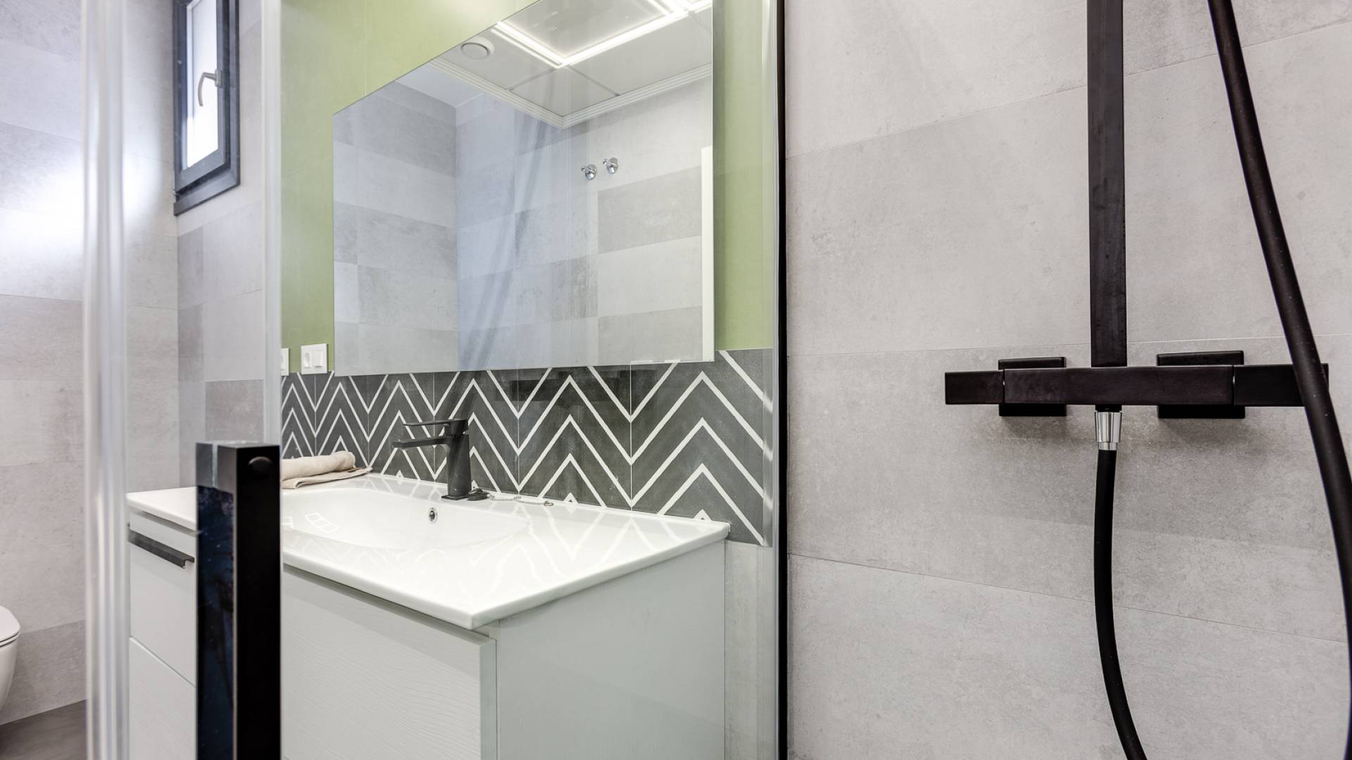 Nieuw gebouw - Onafhankelijke villa - Torrevieja - La Mata