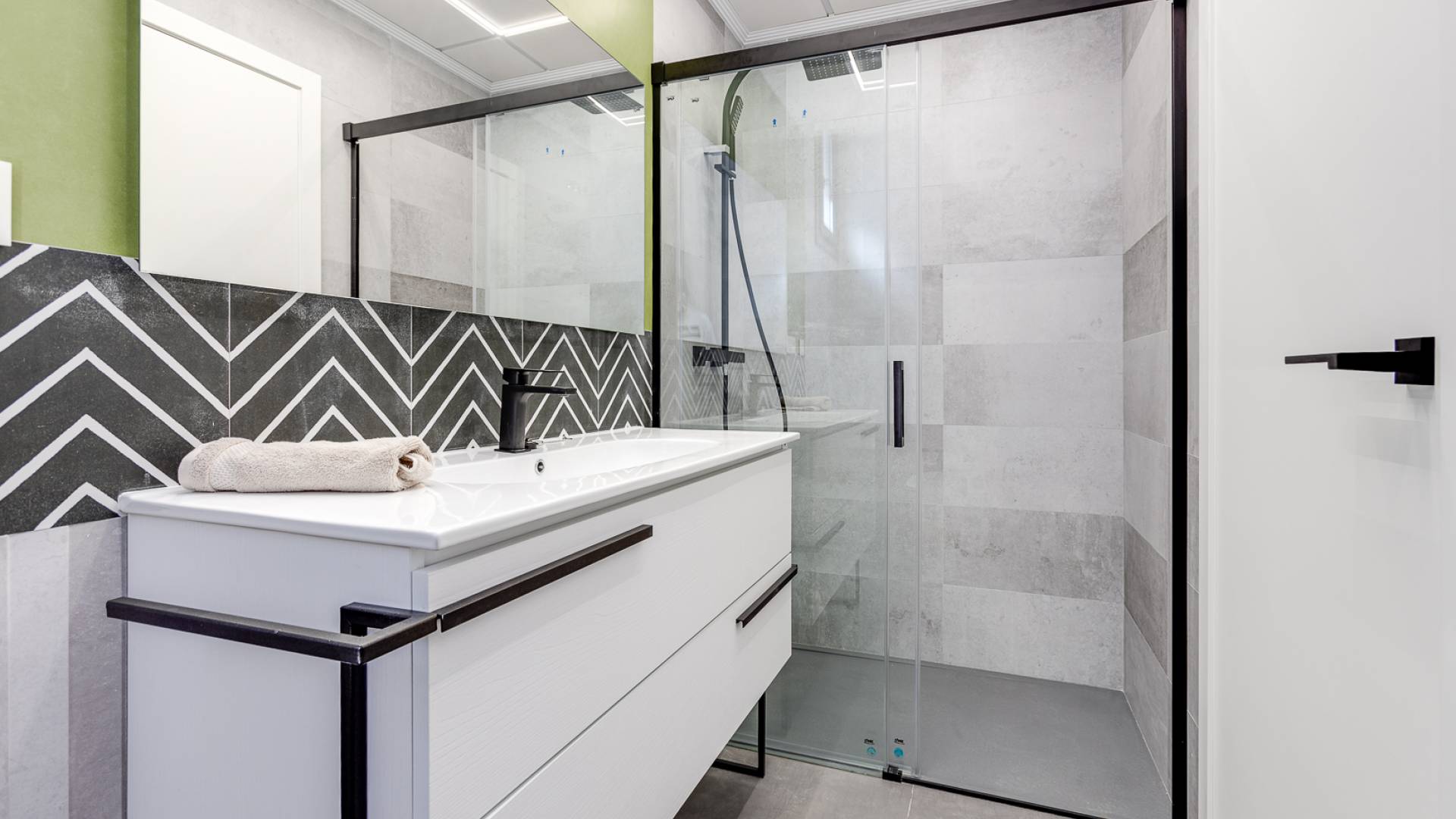 Nieuw gebouw - Onafhankelijke villa - Torrevieja - La Mata