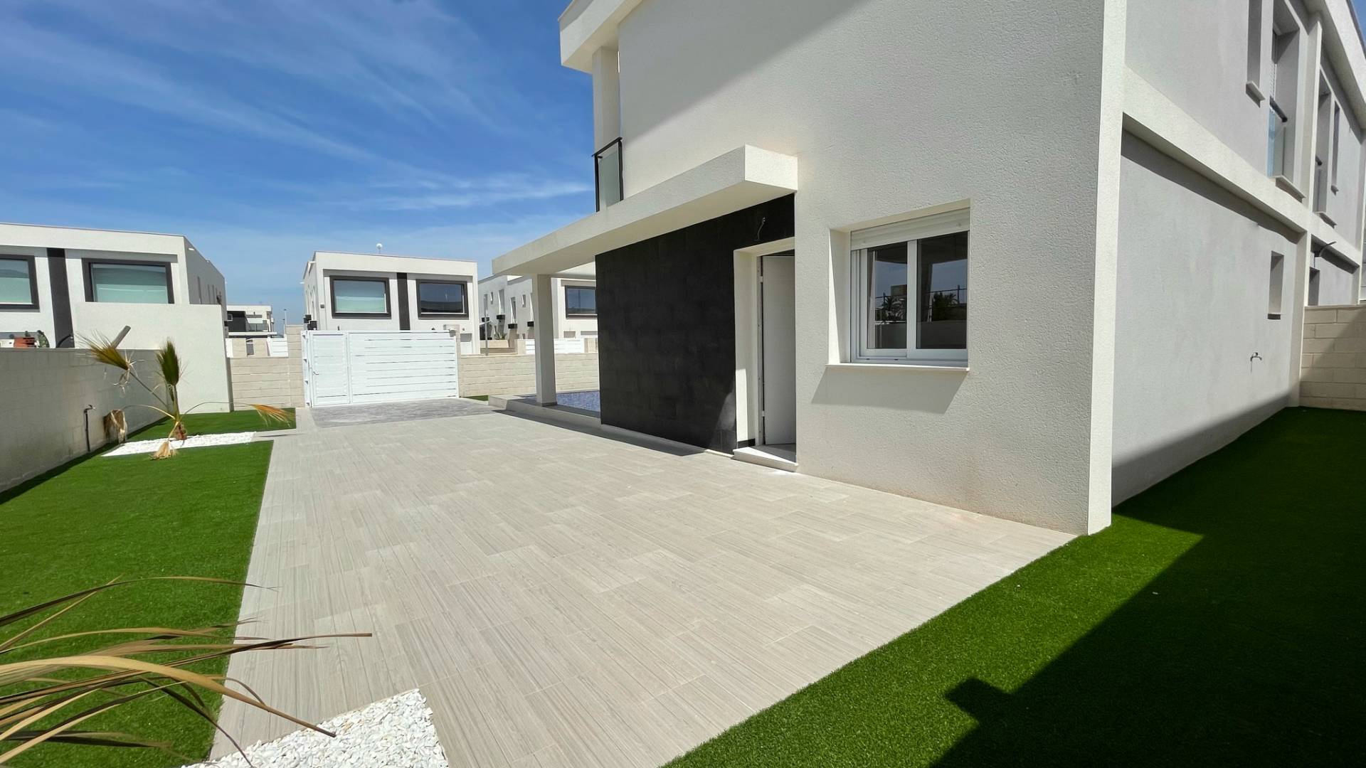 Nieuw gebouw - Villa / Half vrijstaand - Gran Alacant