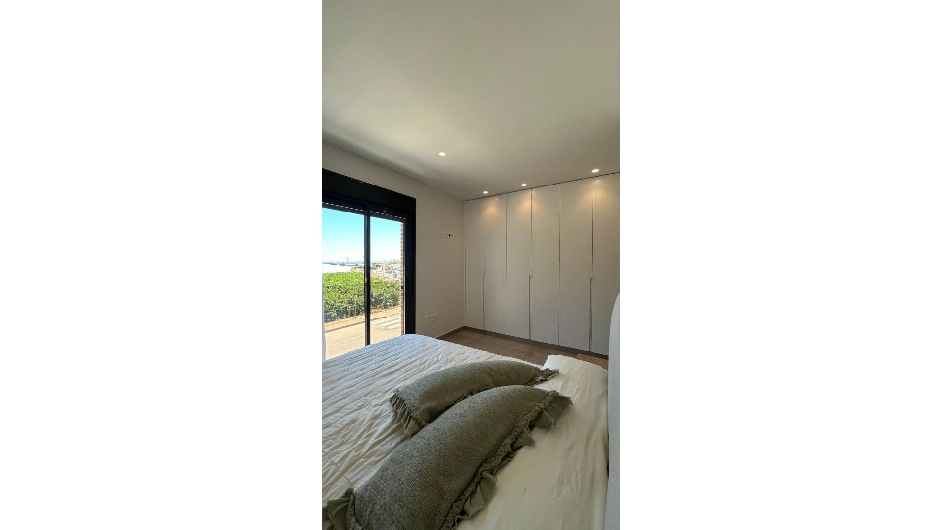 Nieuw gebouw - Villa / Half vrijstaand - Pilar de la Horadada