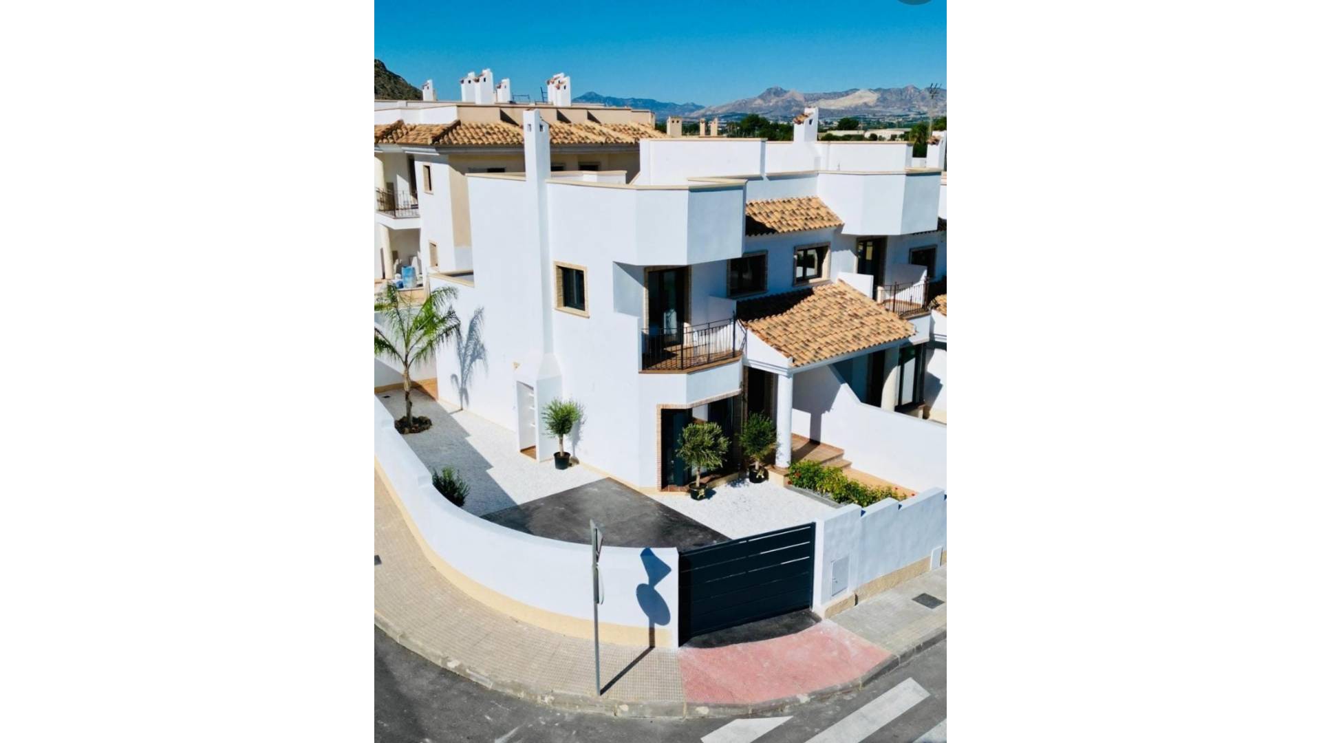 Nouvelle construction - Adosado - Cox