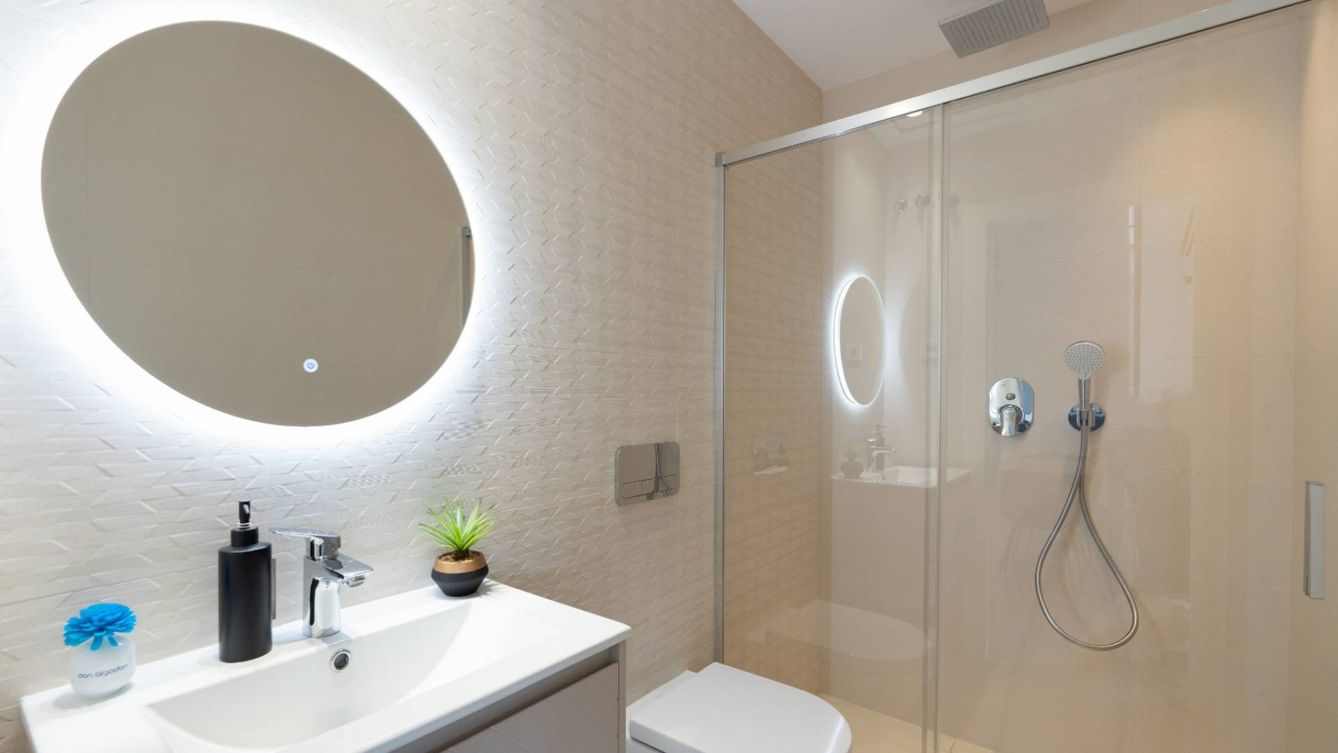 Nouvelle construction - Adosado - Elche