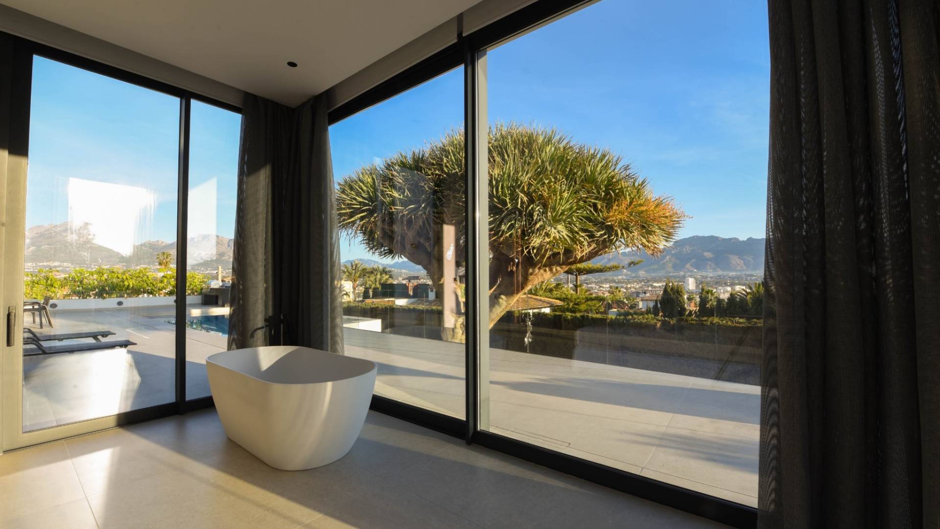 Nouvelle construction - Villa indépendante - Albir