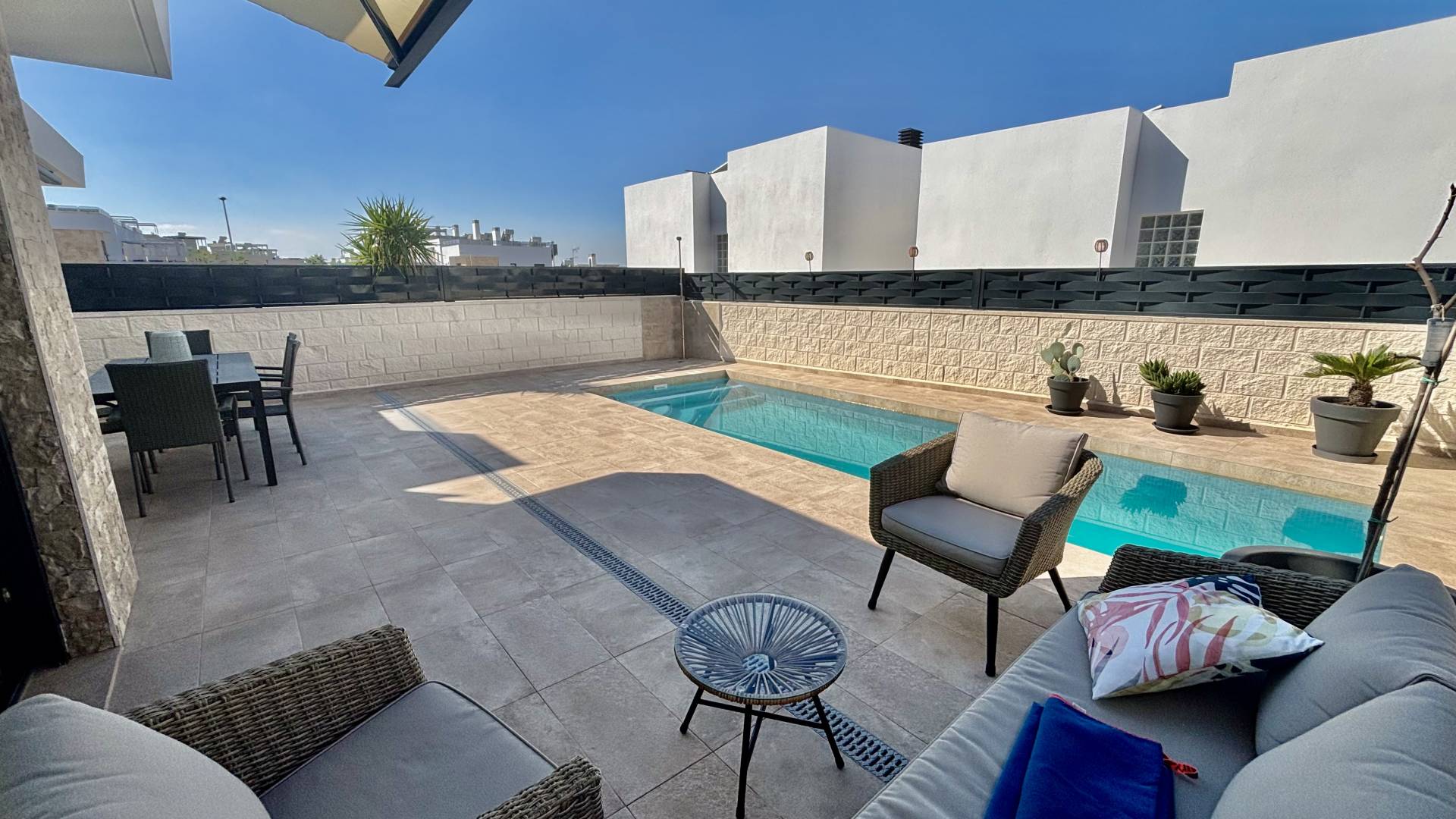 Nouvelle construction - Villa indépendante - Benijofar