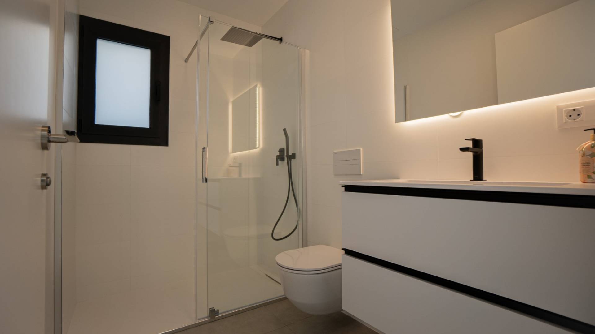 Nouvelle construction - Villa indépendante - Finestrat
