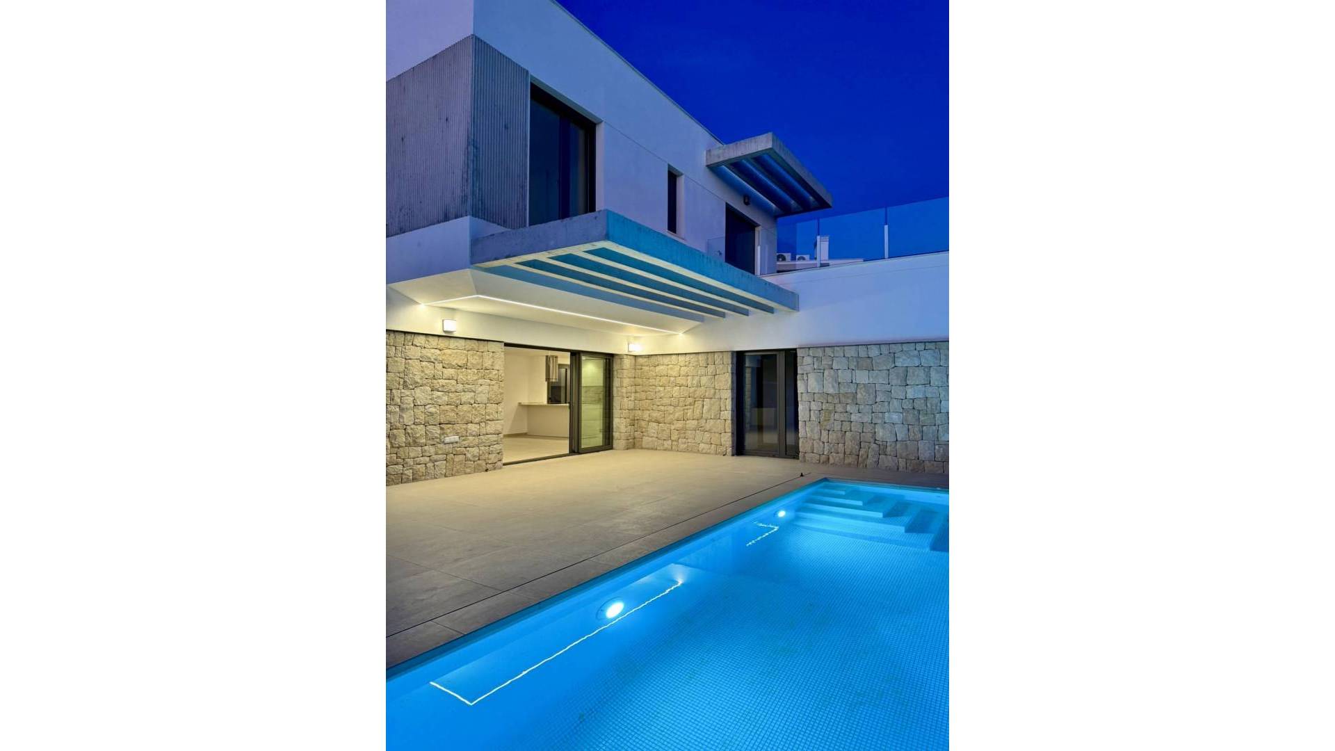 Nouvelle construction - Villa indépendante - Finestrat