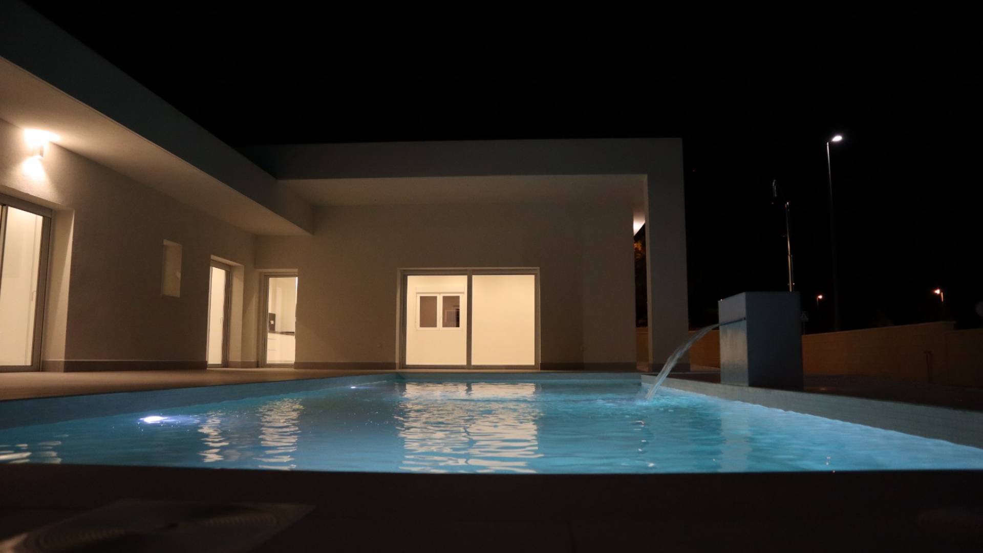 Nouvelle construction - Villa indépendante - La Romana