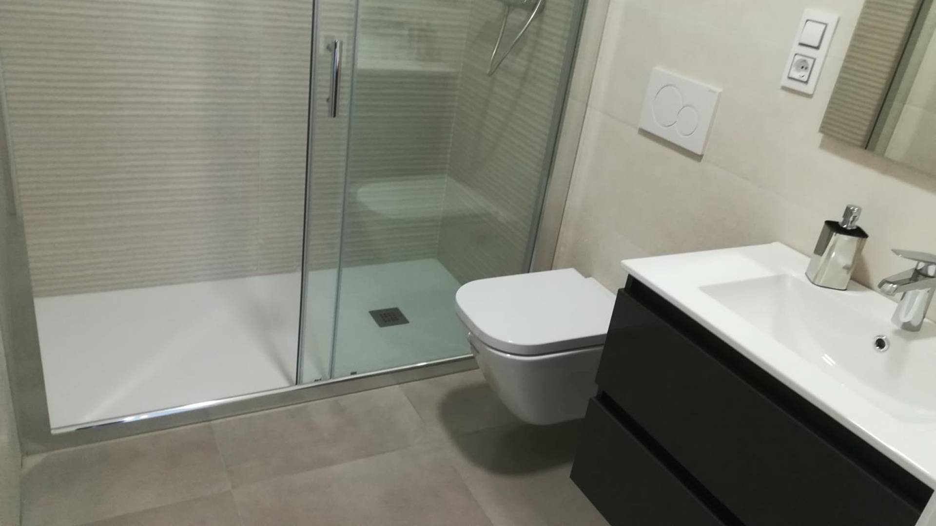 Nouvelle construction - Villa indépendante - Los Montesinos - La Herrada