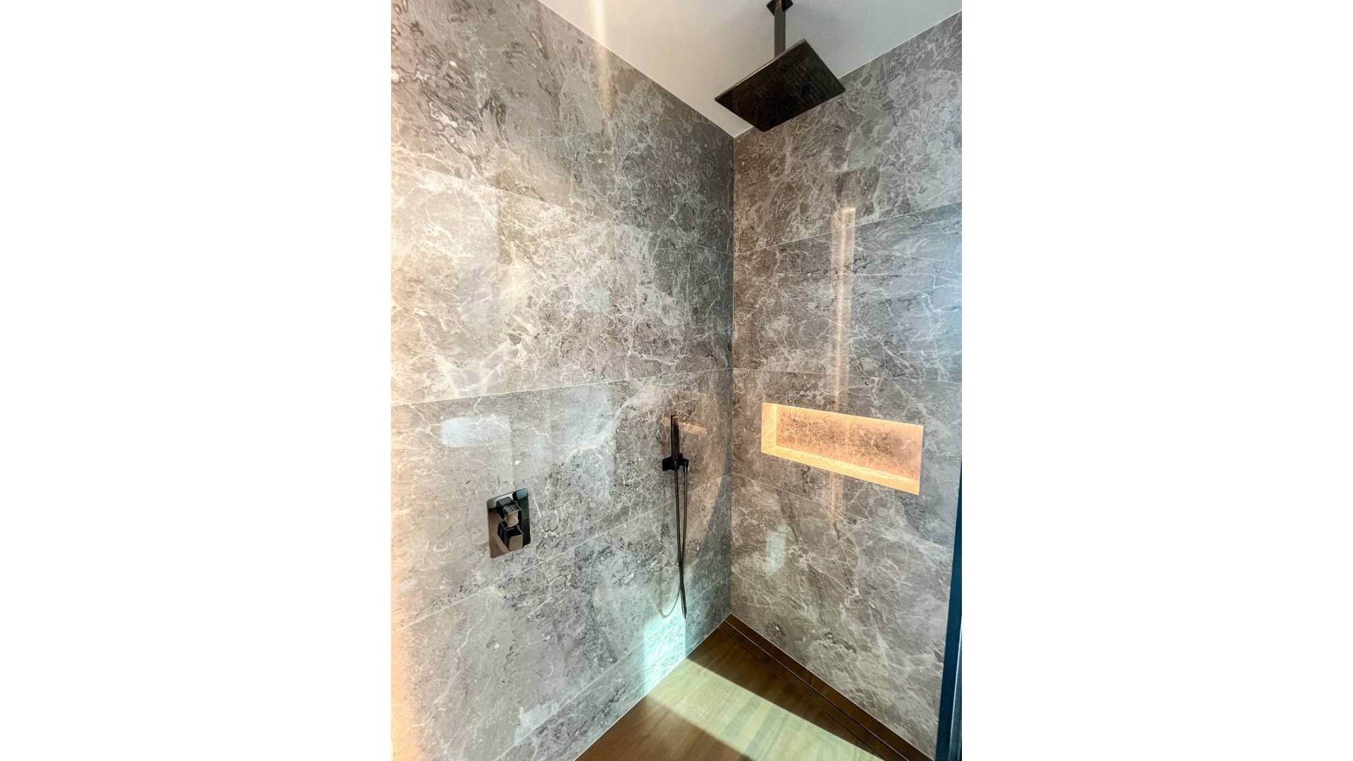 Nouvelle construction - Villa indépendante - San Miguel de Salinas - Las colinas golf and country club