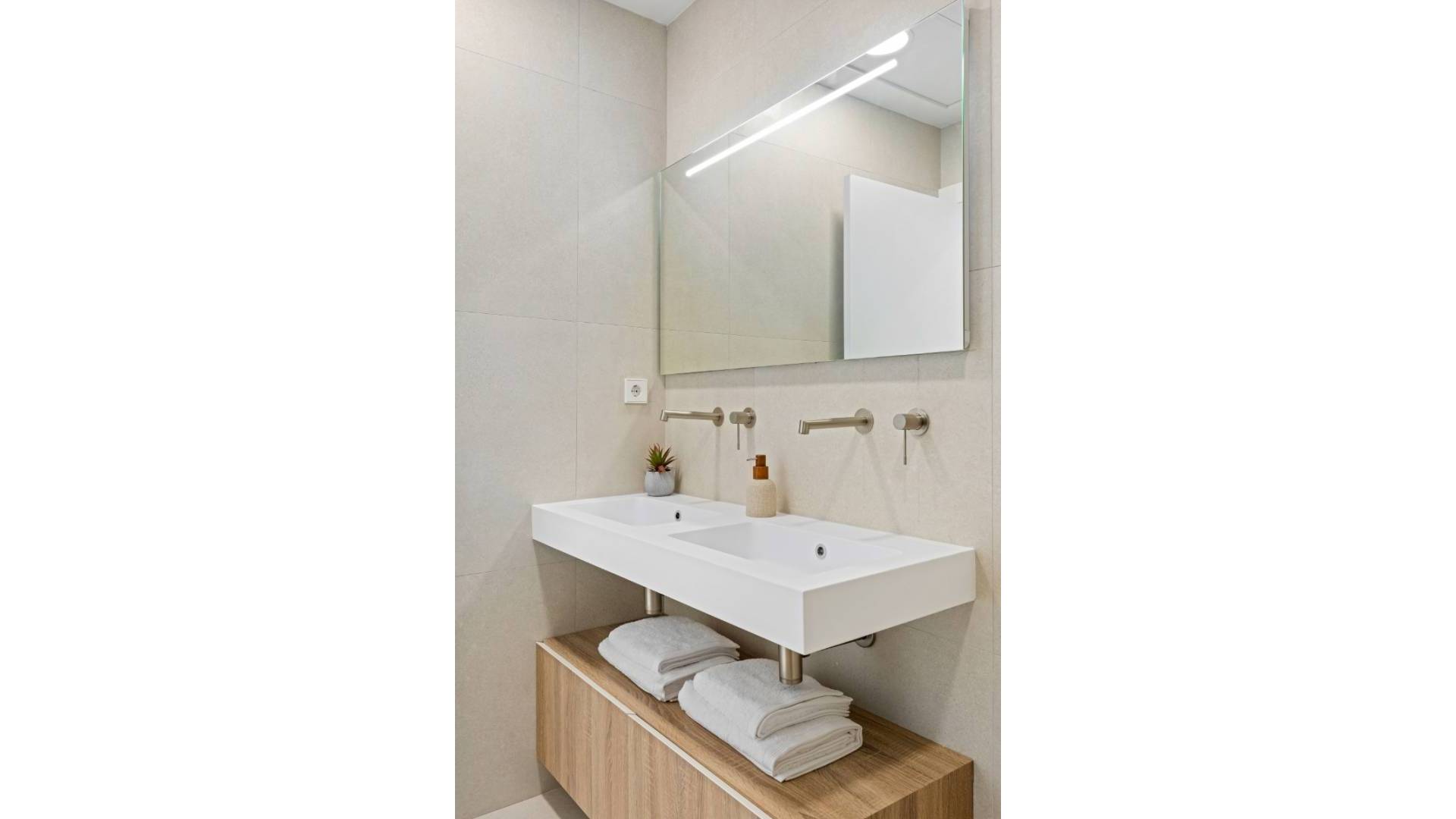 Nouvelle construction - Villa - Maison individuelle - Los Alcazares