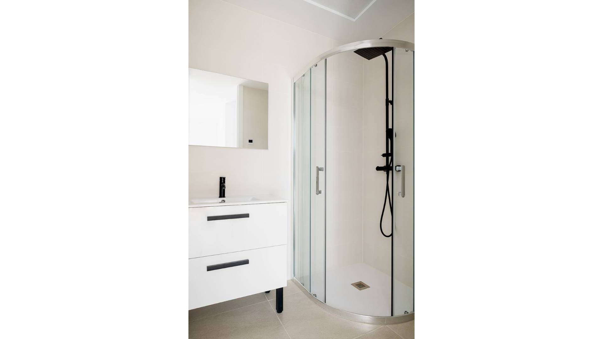 Nouvelle construction - Villa / Semi détaché - Calpe - Pueblo