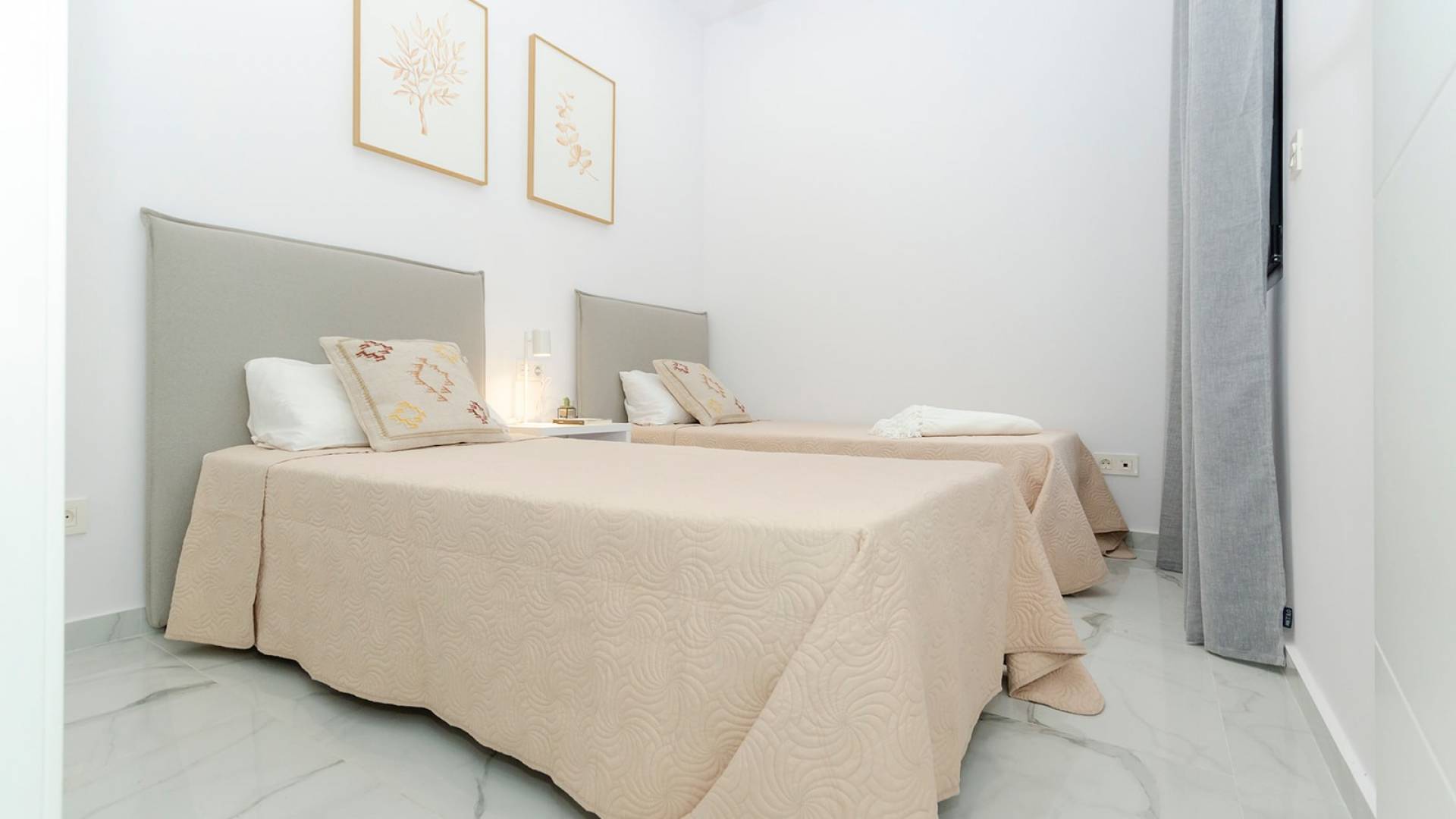 Nouvelle construction - Villa / Semi détaché - Torrevieja - torrevieja