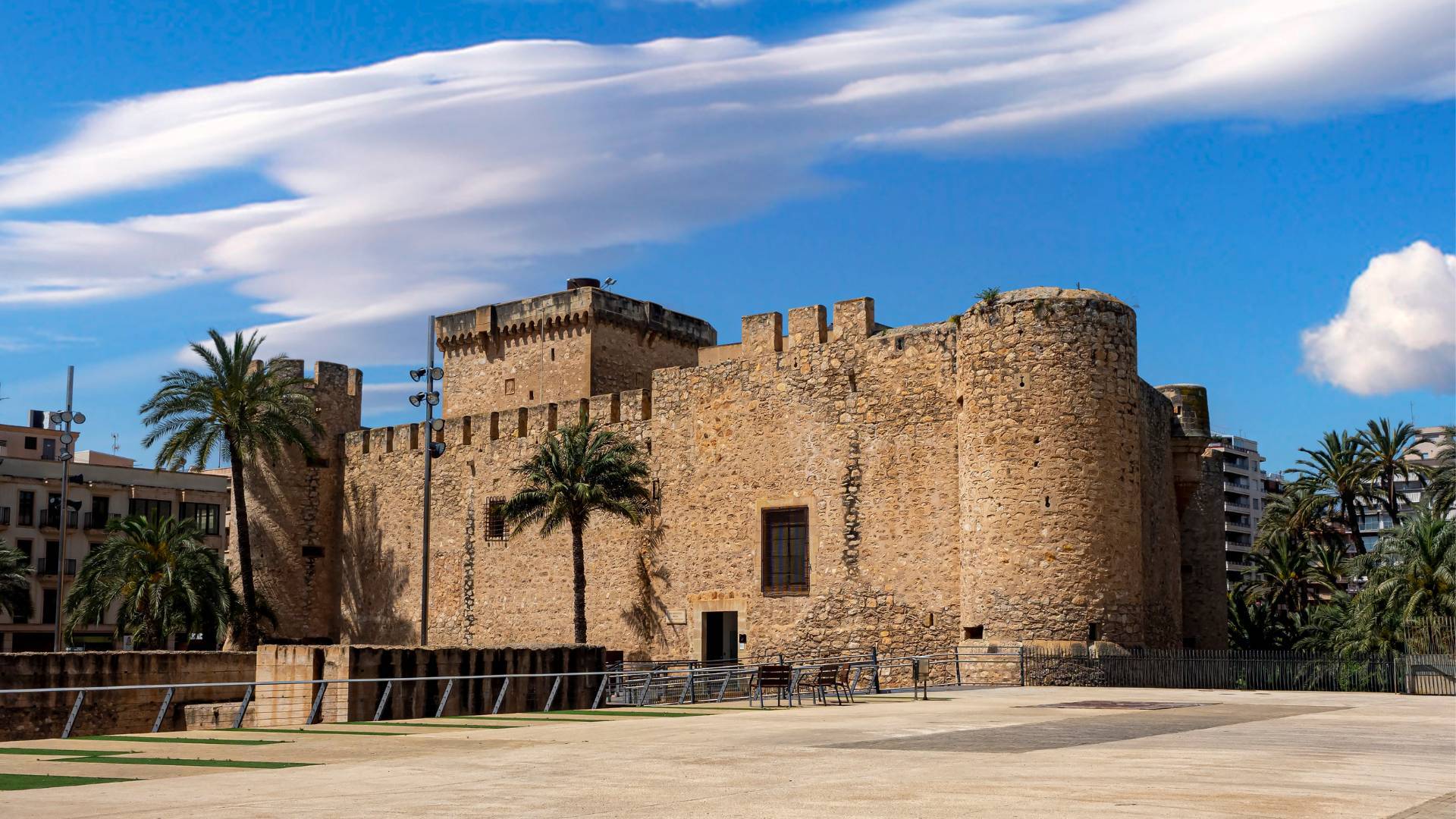 nowa inwestycja - Daszek - Elche - Center