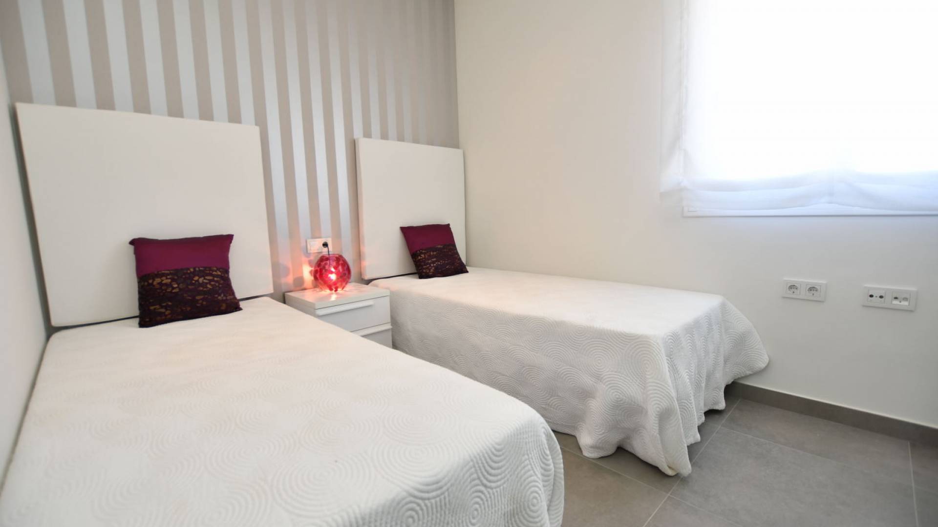 nowa inwestycja - Niski bungalow - San Miguel de Salinas