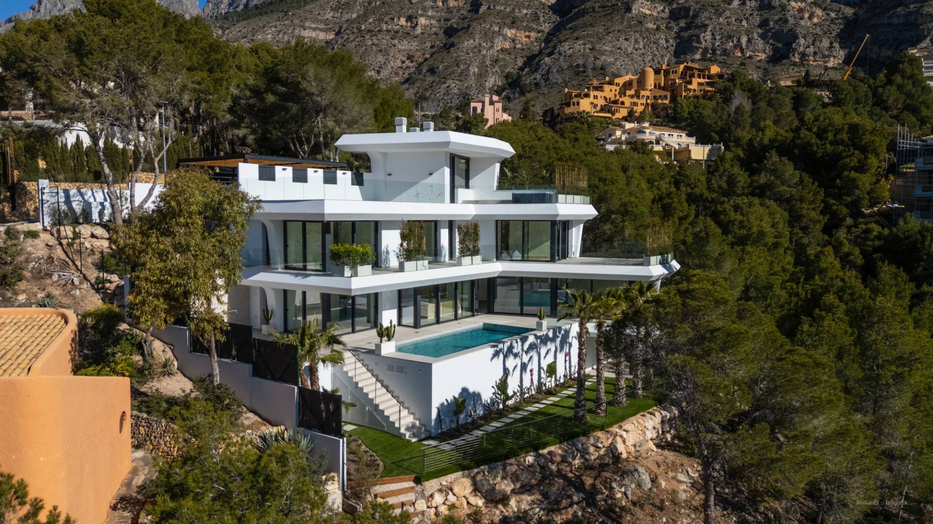 nowa inwestycja - Wolnostojąca willa - Altea
