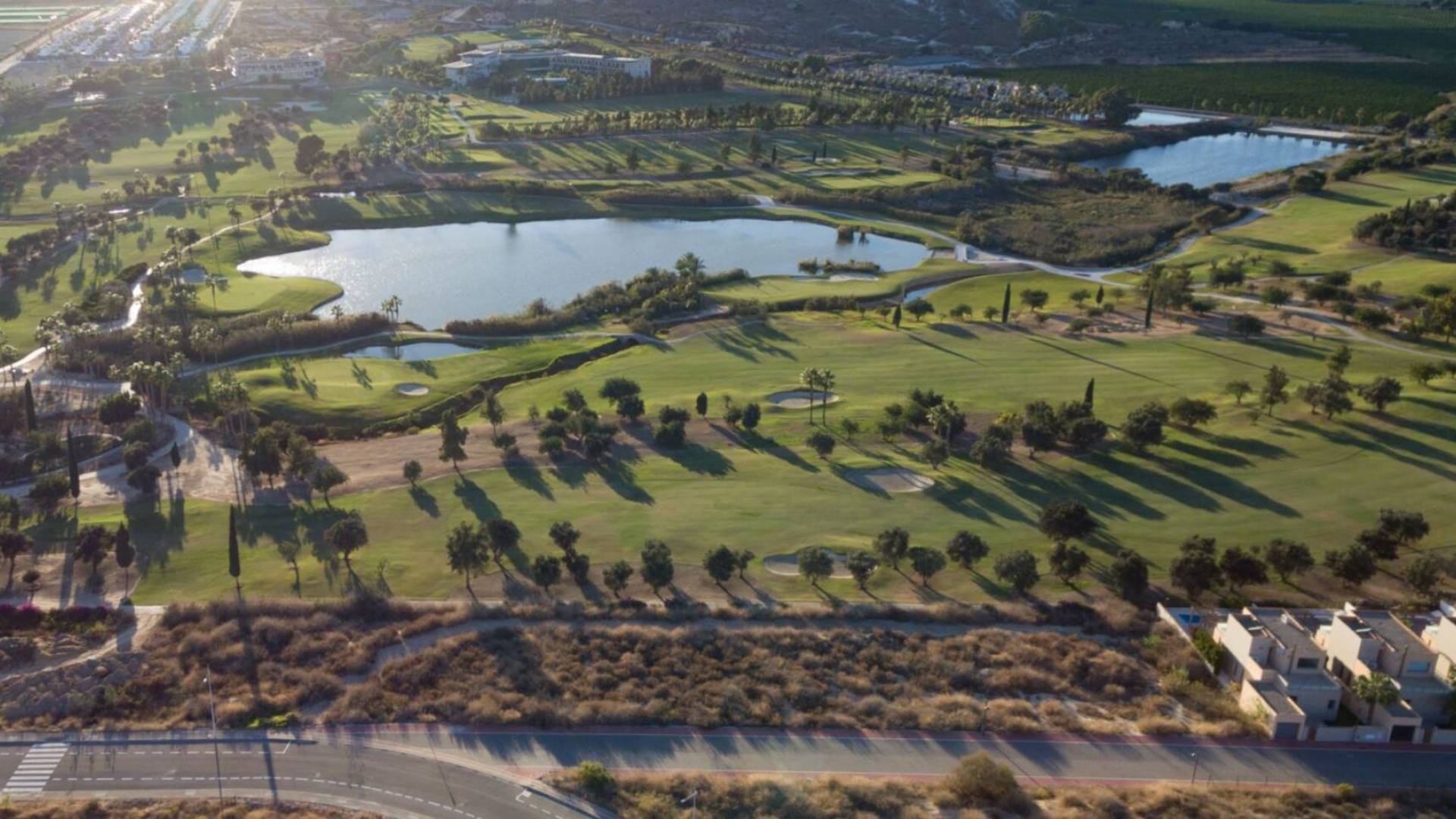nowa inwestycja - Wolnostojąca willa - La Finca Golf