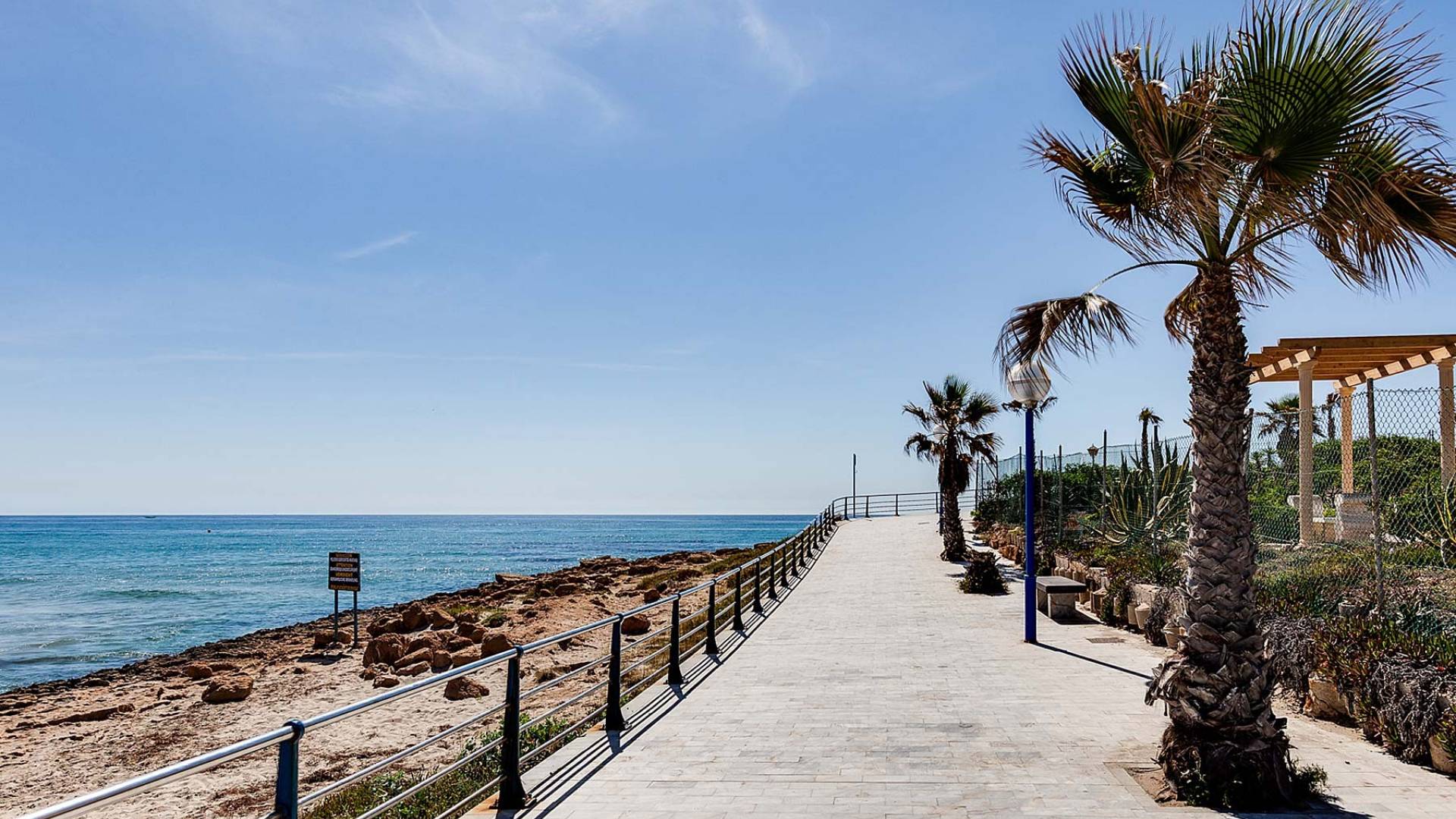 nowa inwestycja - Wolnostojąca willa - Orihuela Costa - La Zenia