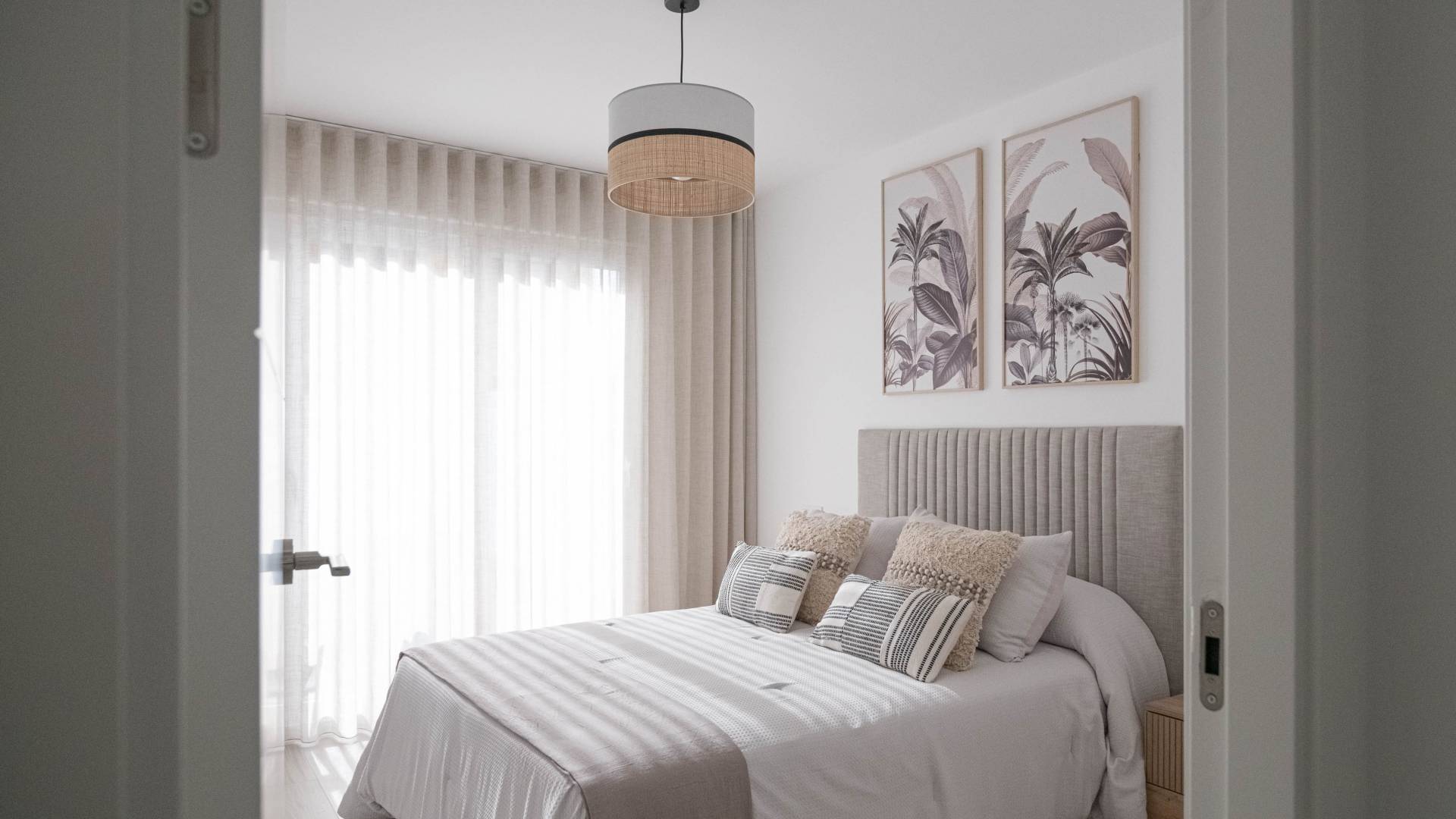 Nueva construcción  - Adosado - Jerónimo y Avileses